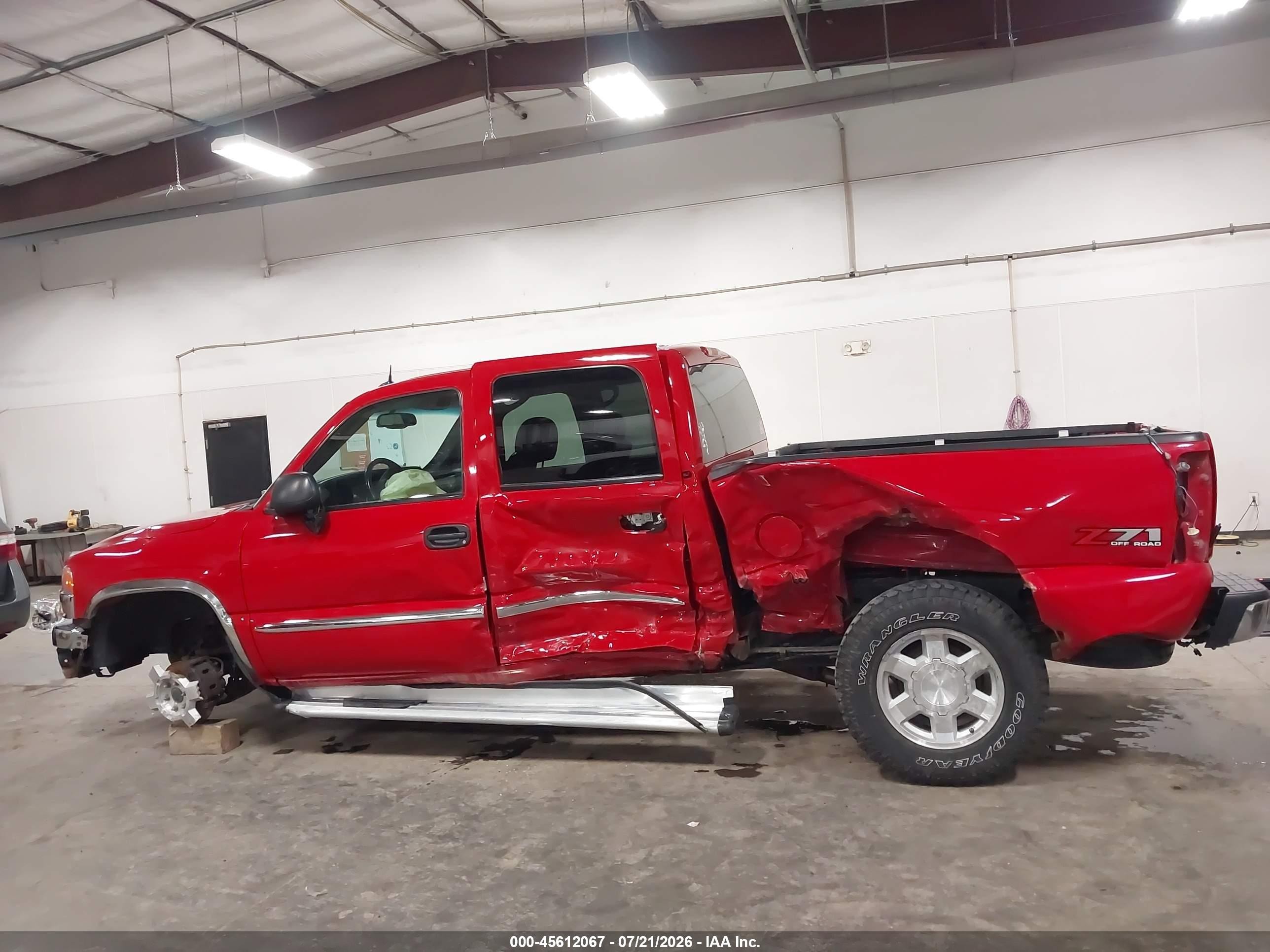 2005 Gmc Sierra 1500 Slt Красный vin: 2GTEK13T051389469