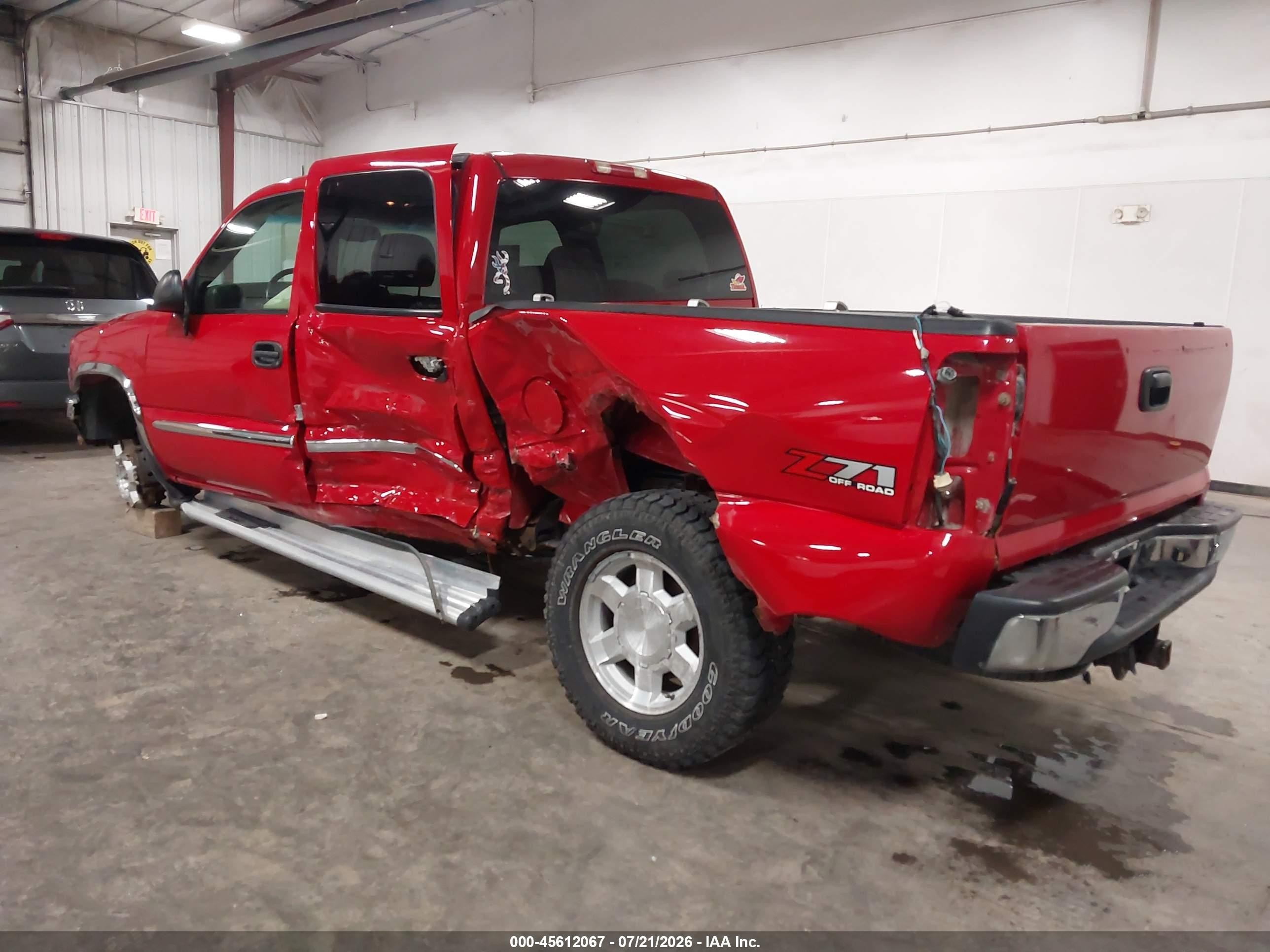 2005 Gmc Sierra 1500 Slt Красный vin: 2GTEK13T051389469