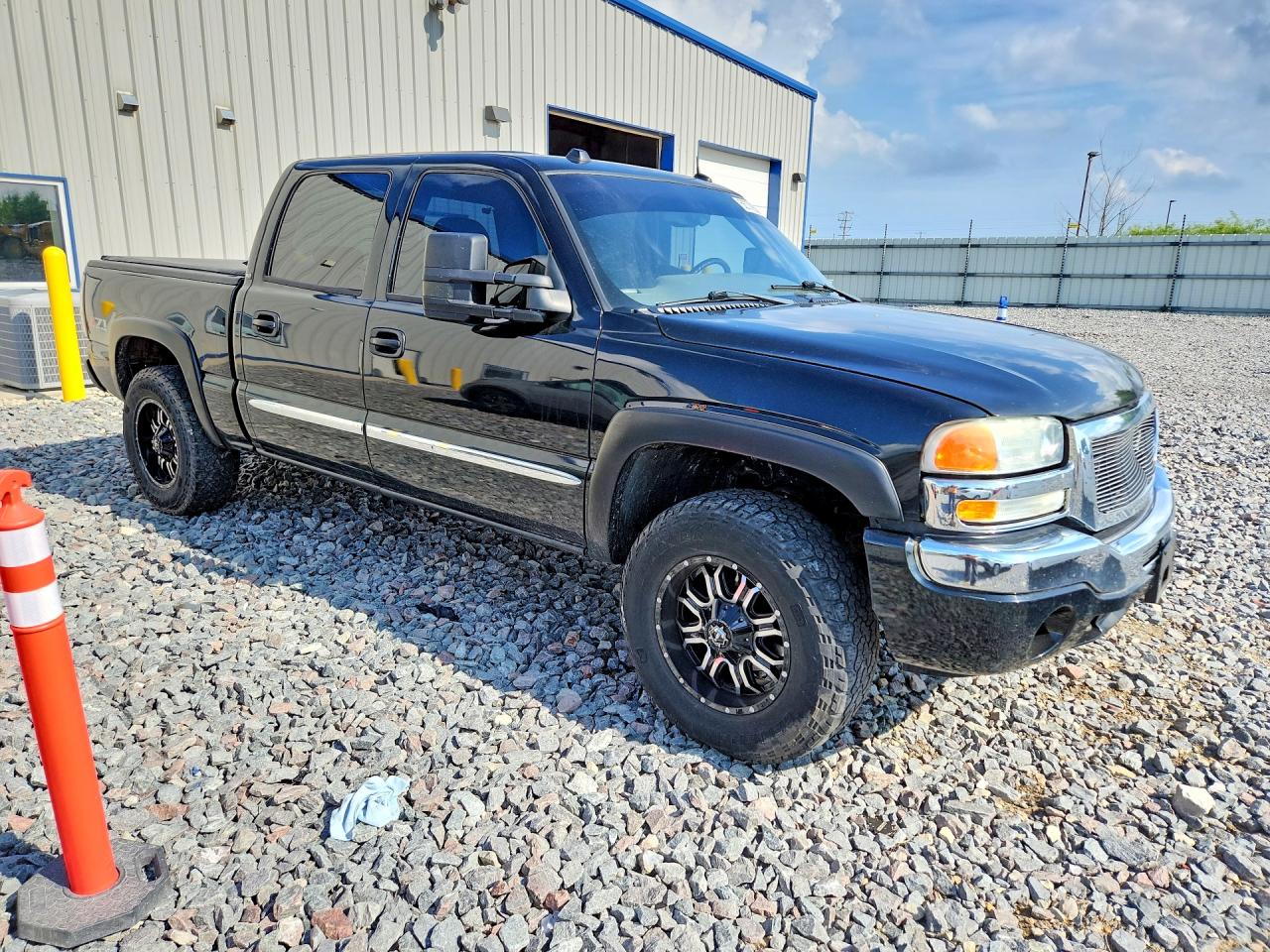 2005 Gmc New Sierra K1500 Black vin: 2GTEK13T251104514
