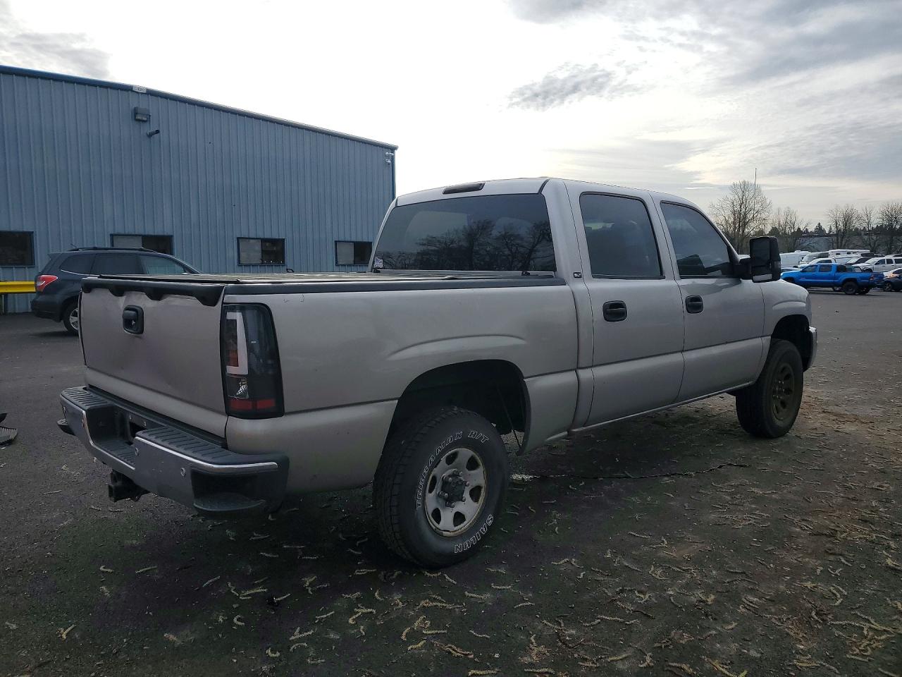 2005 Gmc New Sierra K1500 Silver vin: 2GTEK13T251400522