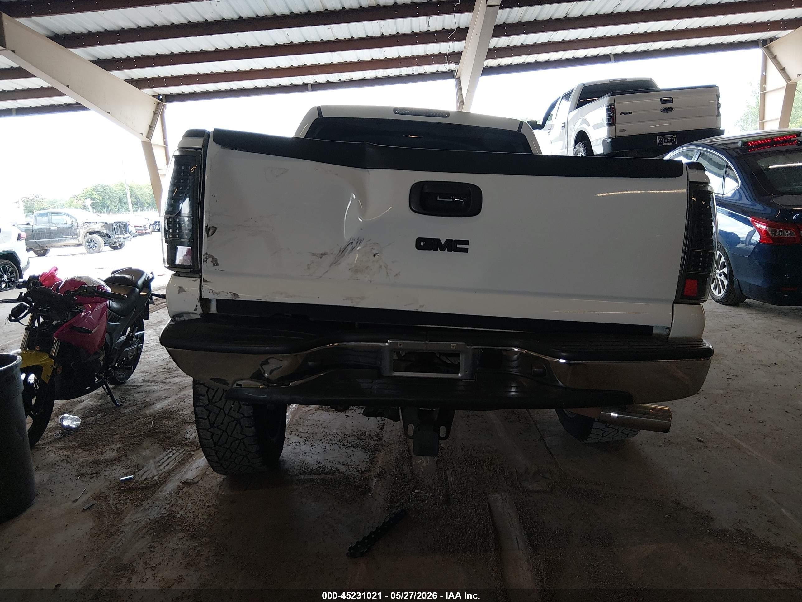 2006 Gmc Sierra 1500 Sle2 White vin: 2GTEK13T261166013
