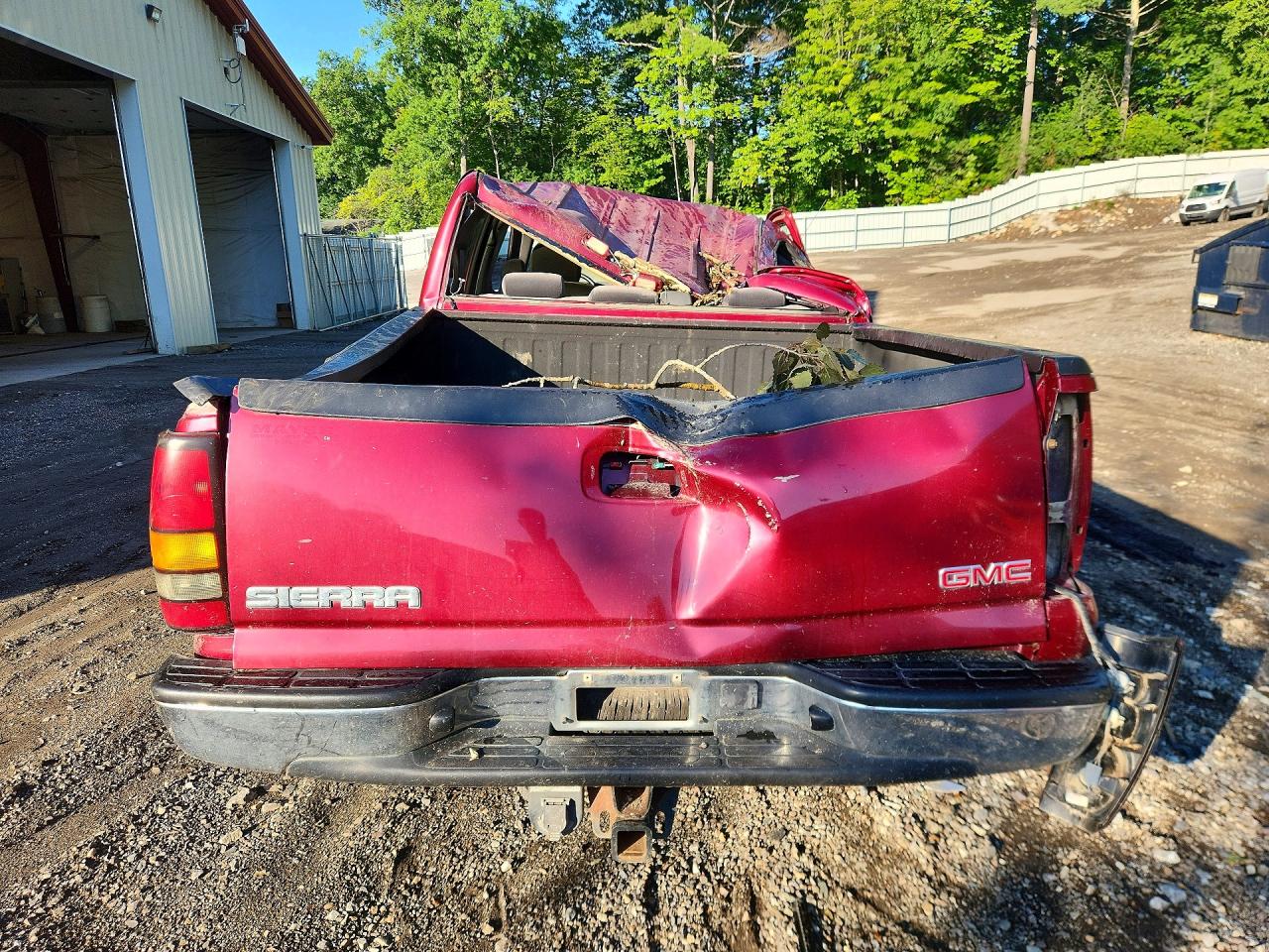 2004 Gmc New Sierra K1500 Red vin: 2GTEK13T341334190