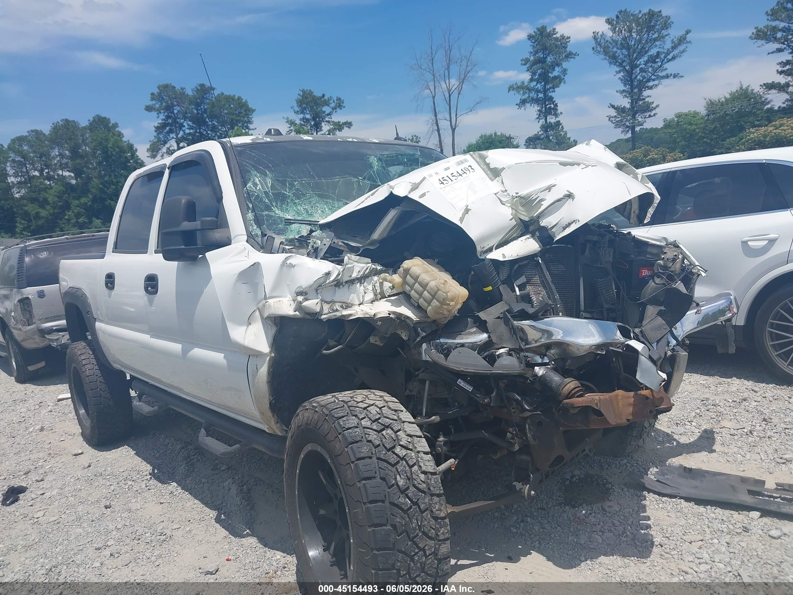 2005 Gmc Sierra 1500 Sle White vin: 2GTEK13T451222595