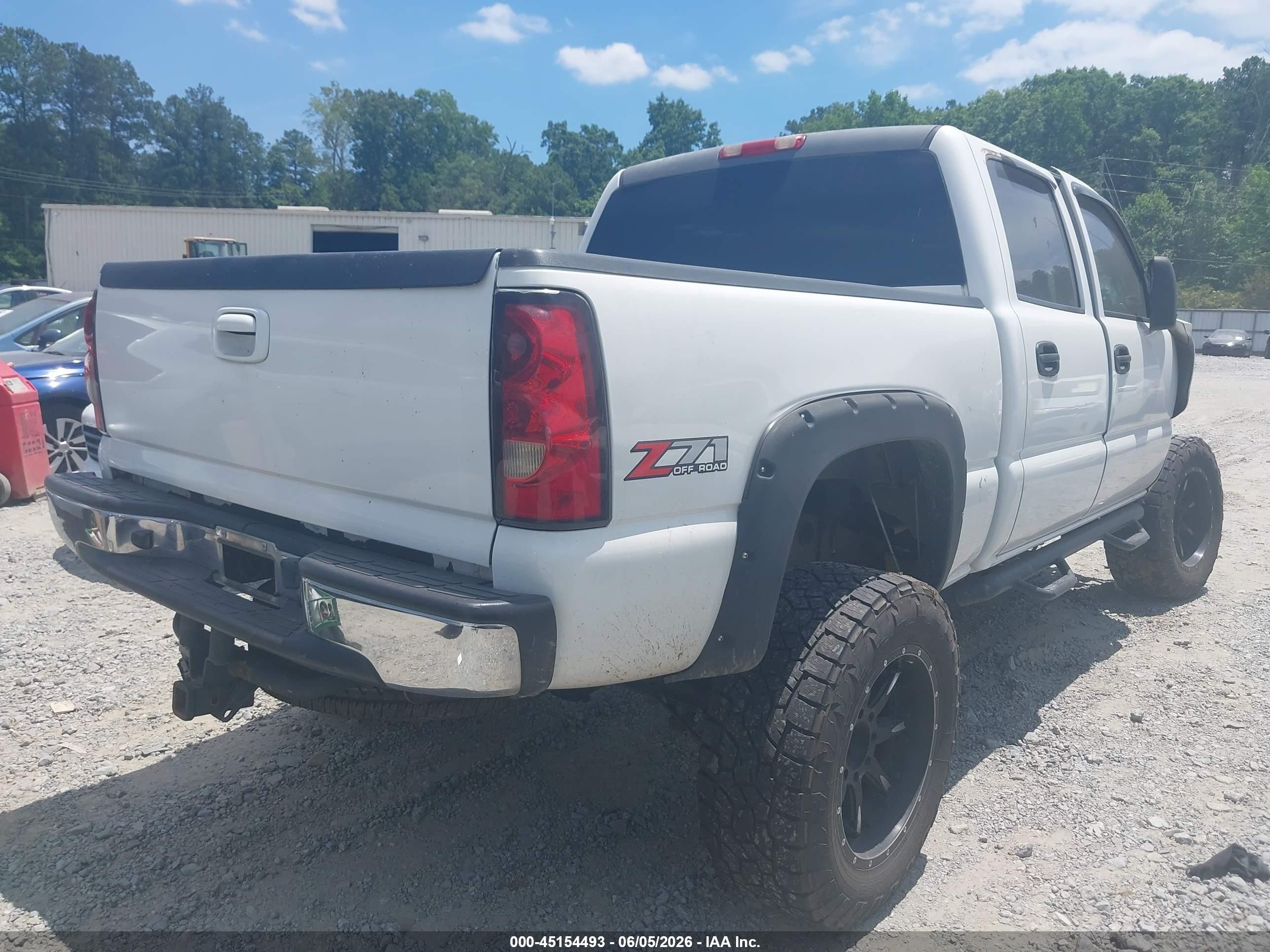 2005 Gmc Sierra 1500 Sle White vin: 2GTEK13T451222595