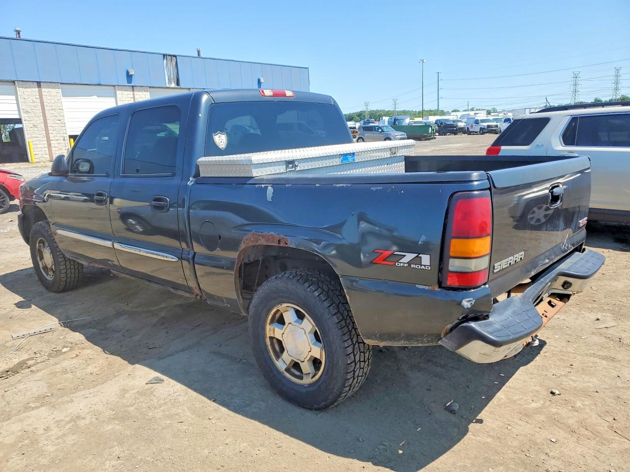 2005 Gmc New Sierra K1500 Угольный vin: 2GTEK13T551145204