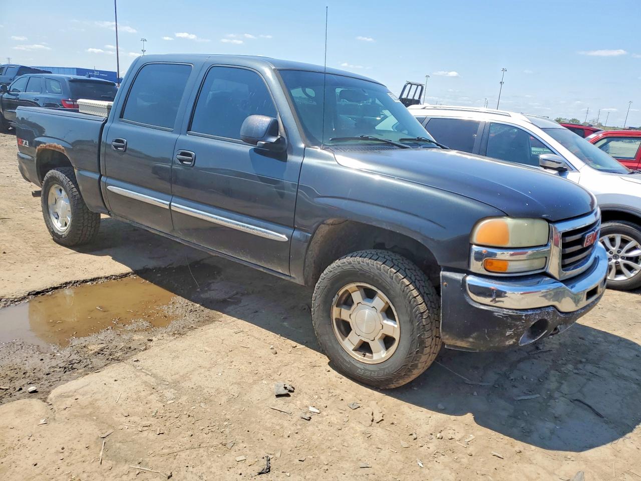 2005 Gmc New Sierra K1500 Угольный vin: 2GTEK13T551145204