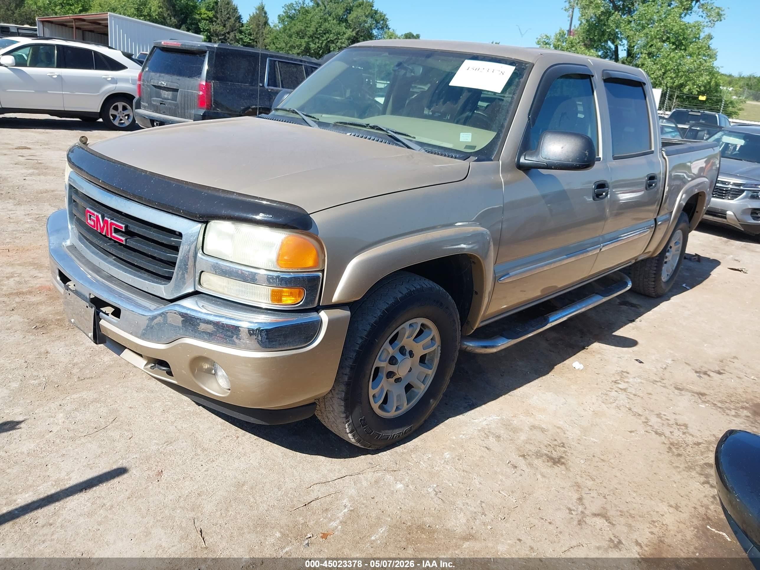 2005 Gmc Sierra 1500 Sle Brown vin: 2GTEK13T651123700