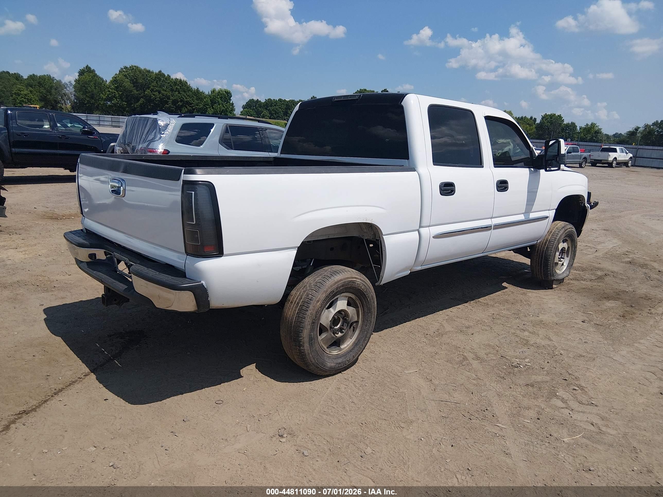 2005 Gmc Sierra 1500 Sle White vin: 2GTEK13T651164747