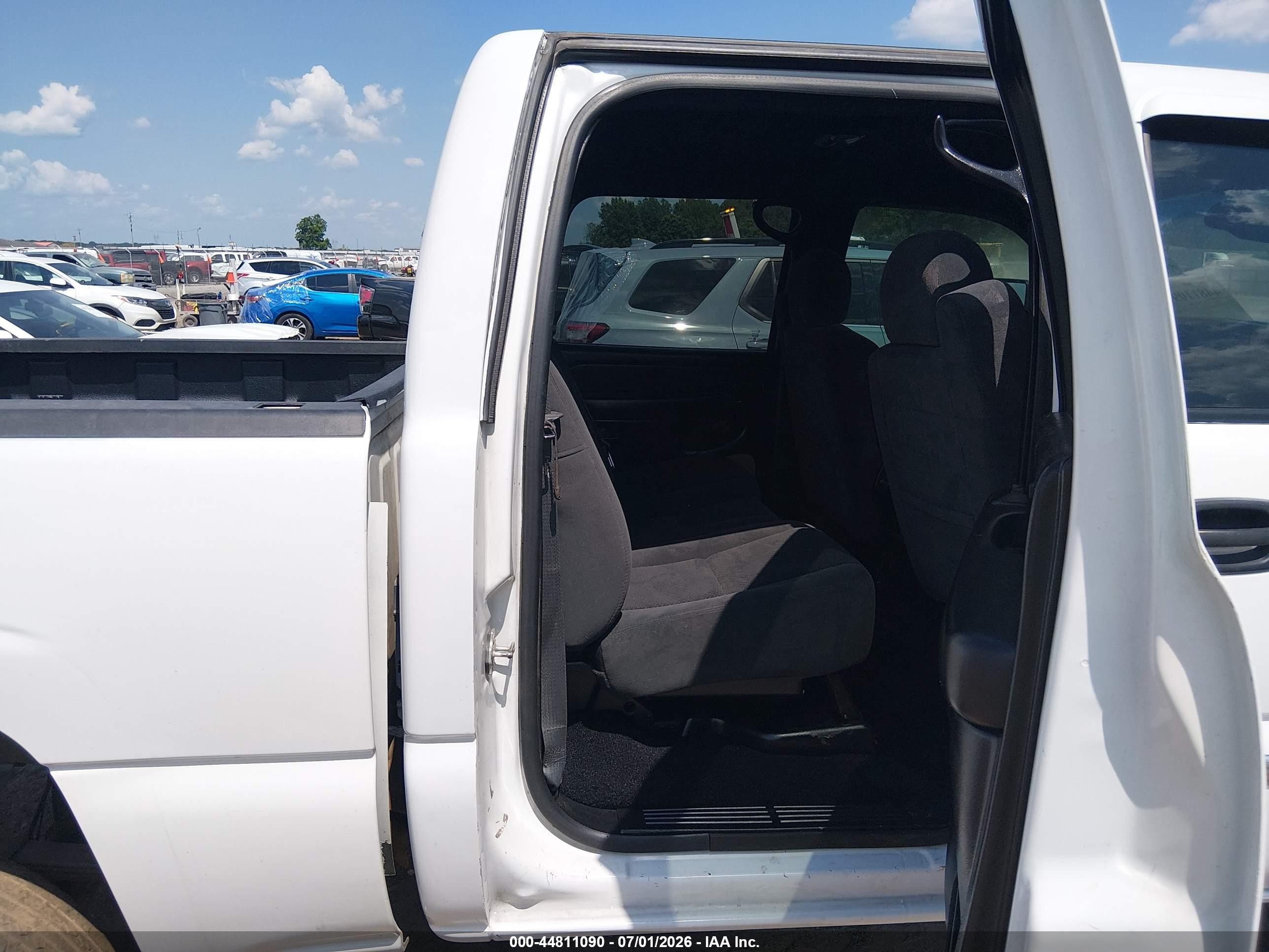 2005 Gmc Sierra 1500 Sle White vin: 2GTEK13T651164747