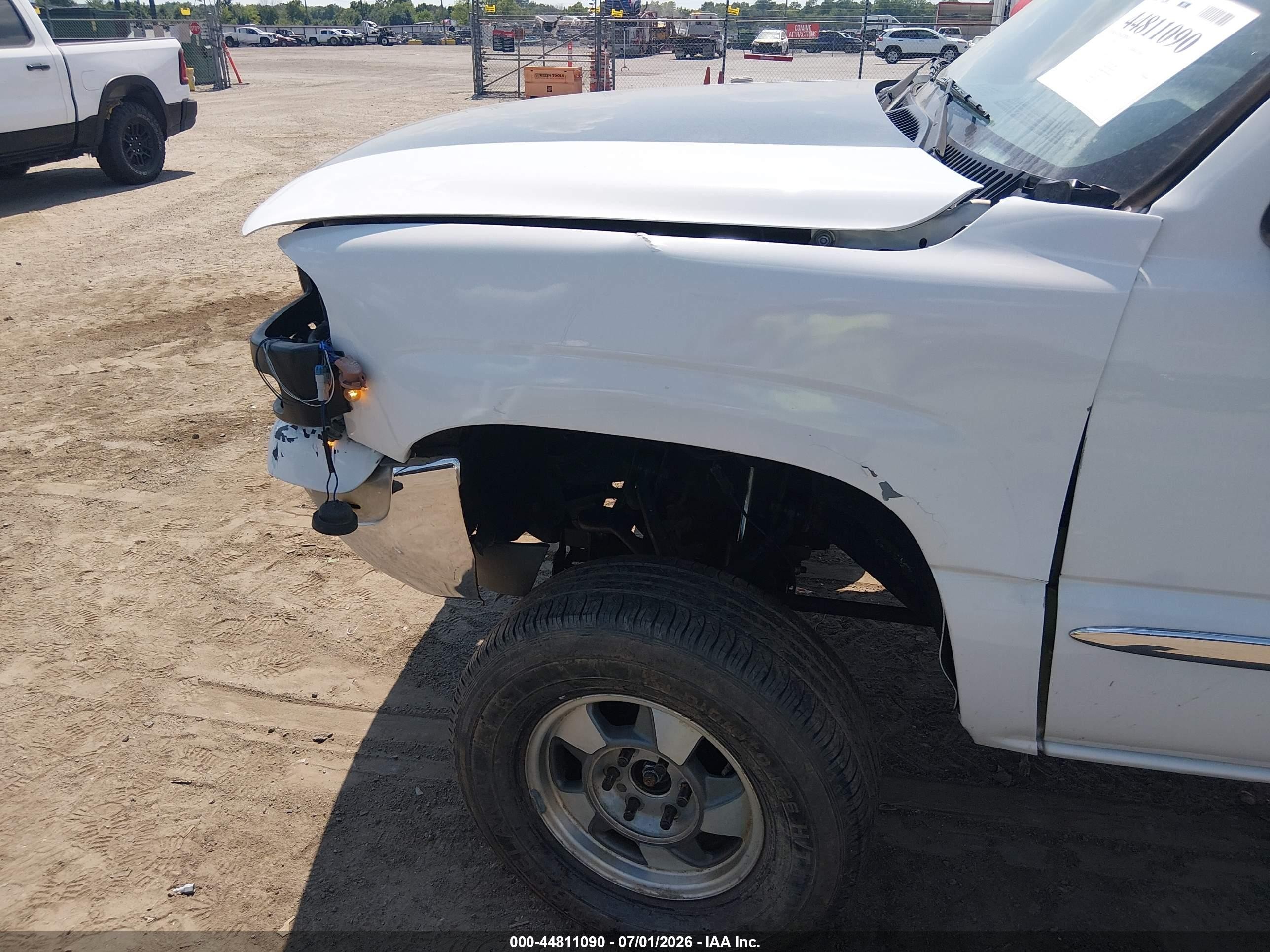 2005 Gmc Sierra 1500 Sle White vin: 2GTEK13T651164747