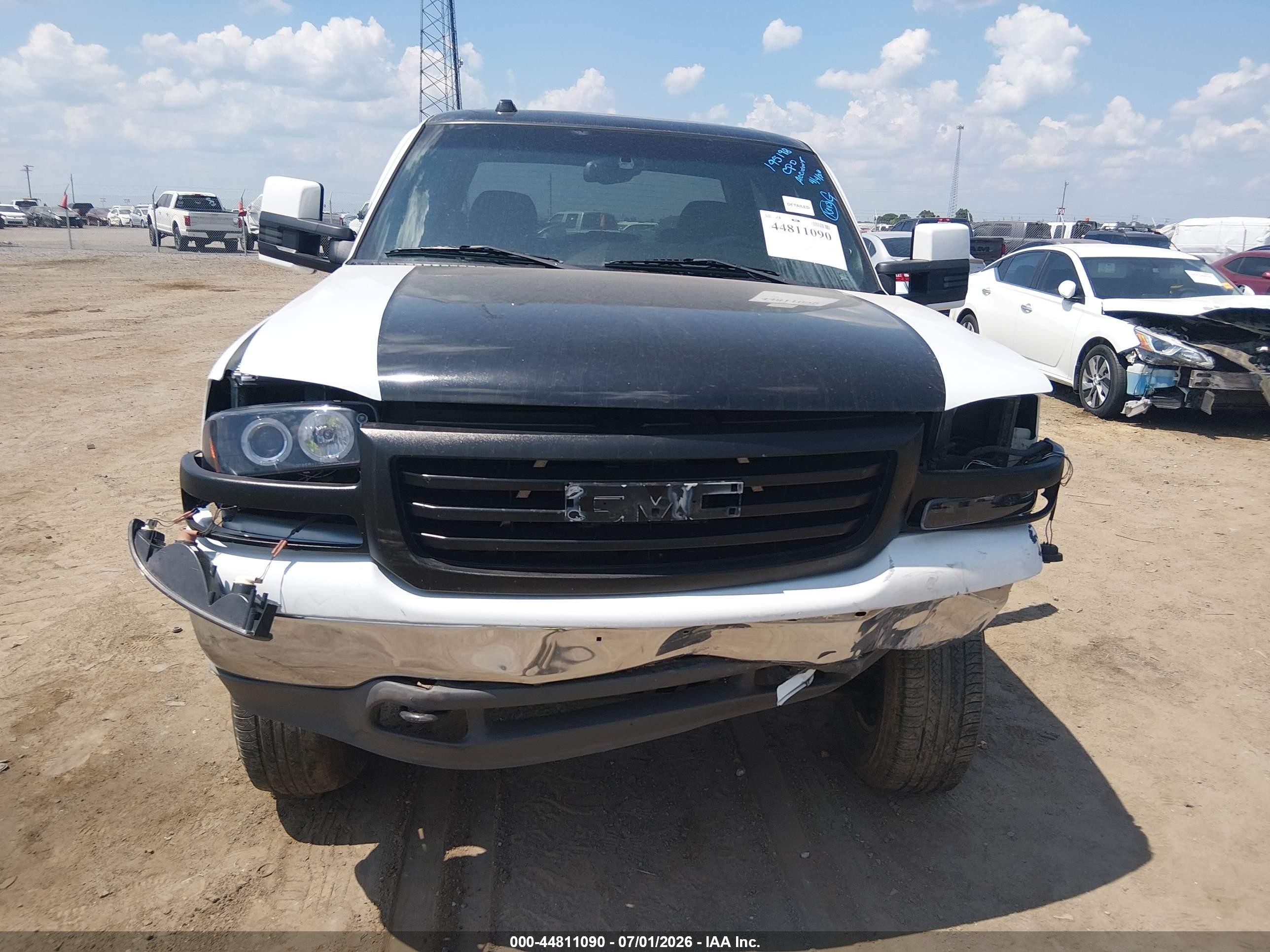 2005 Gmc Sierra 1500 Sle White vin: 2GTEK13T651164747