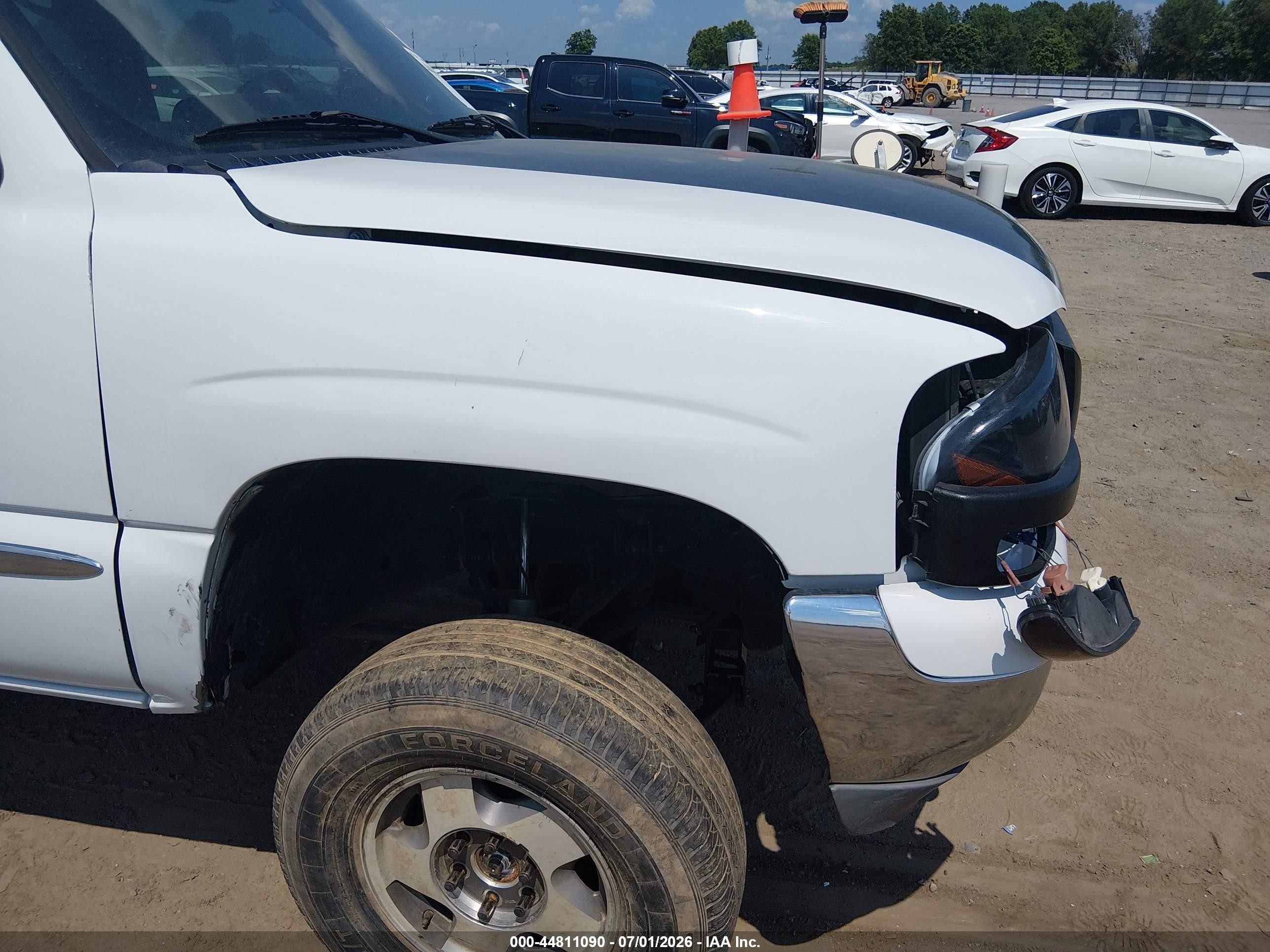 2005 Gmc Sierra 1500 Sle White vin: 2GTEK13T651164747