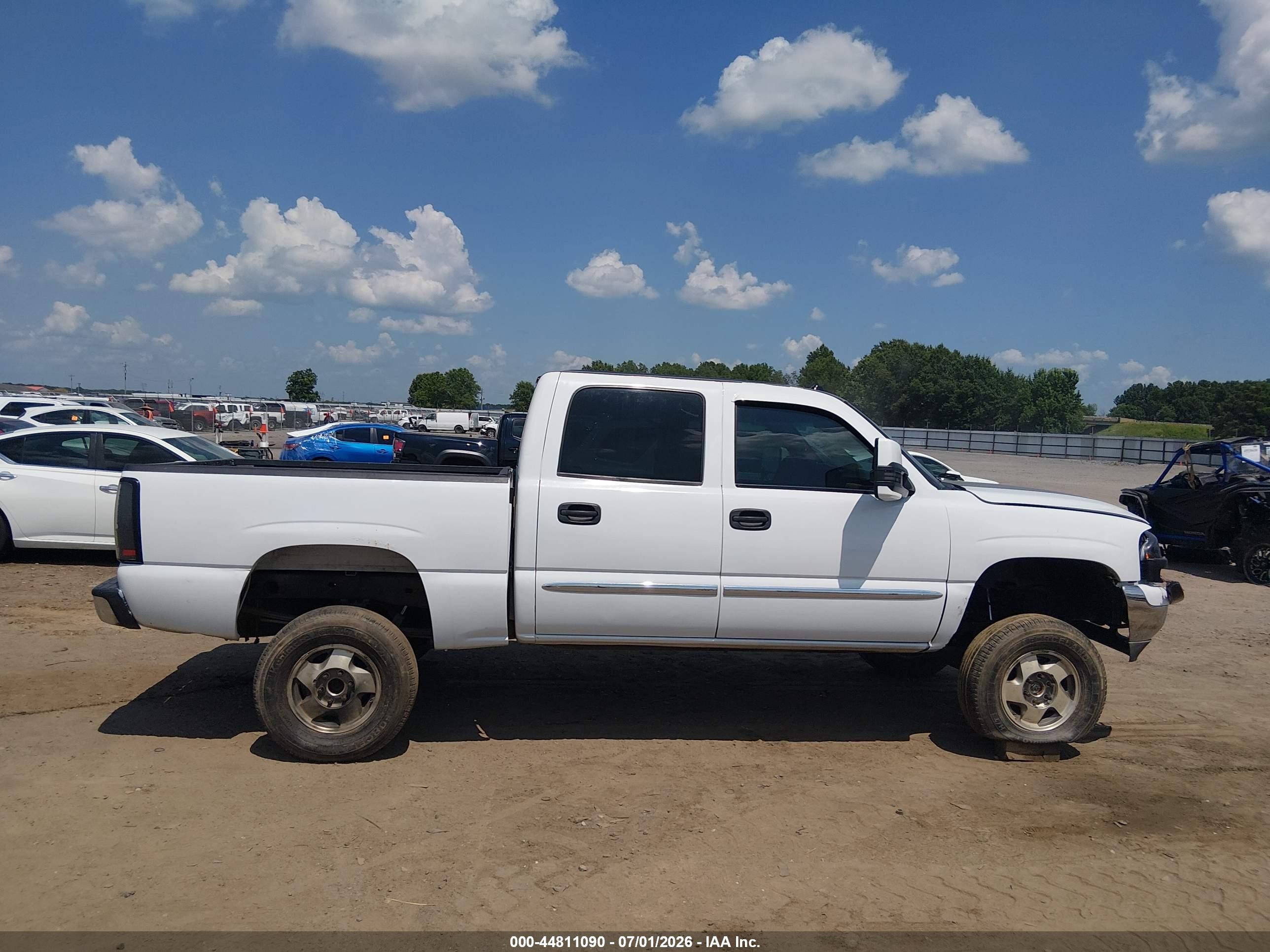 2005 Gmc Sierra 1500 Sle White vin: 2GTEK13T651164747