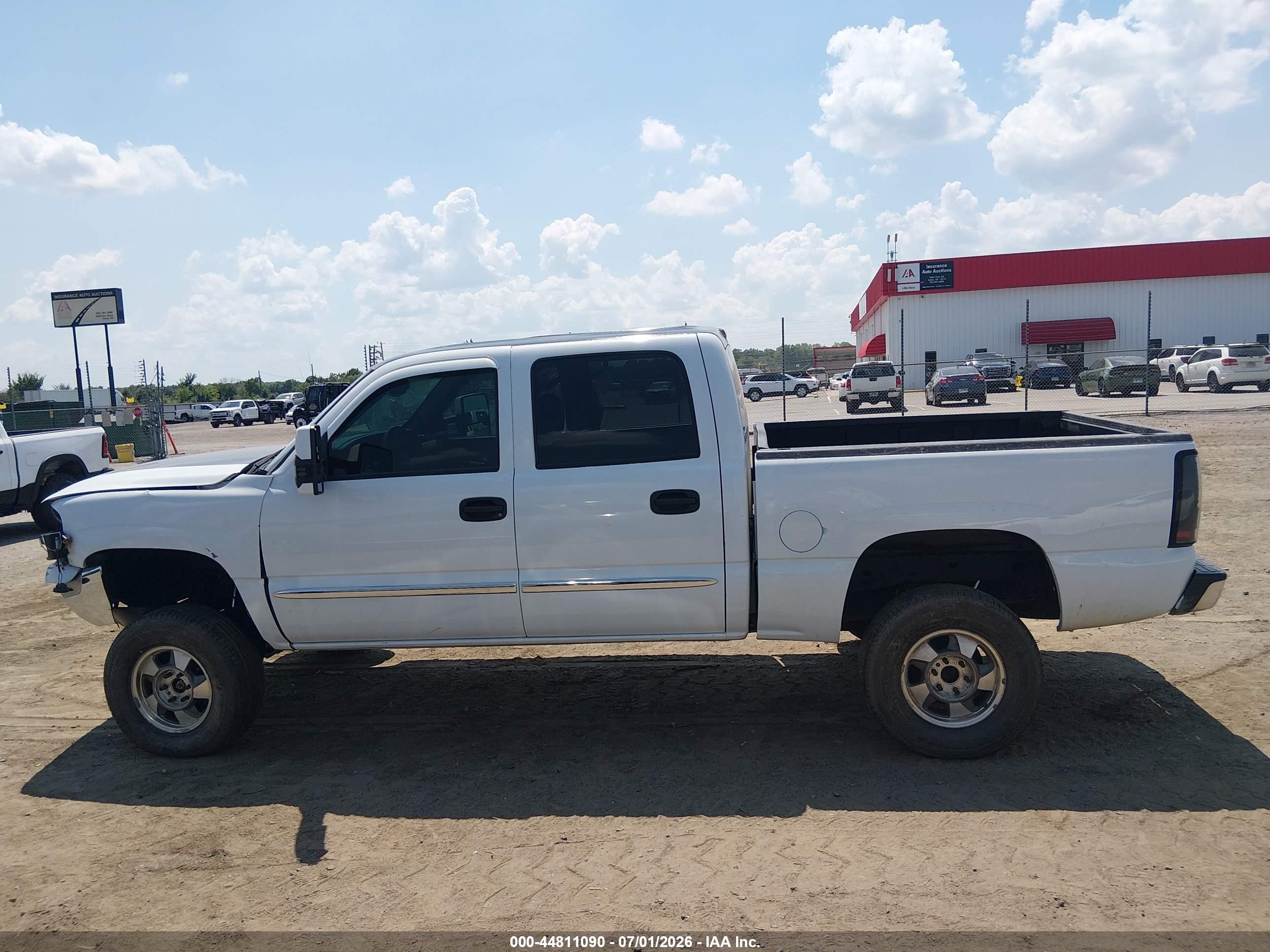 2005 Gmc Sierra 1500 Sle White vin: 2GTEK13T651164747