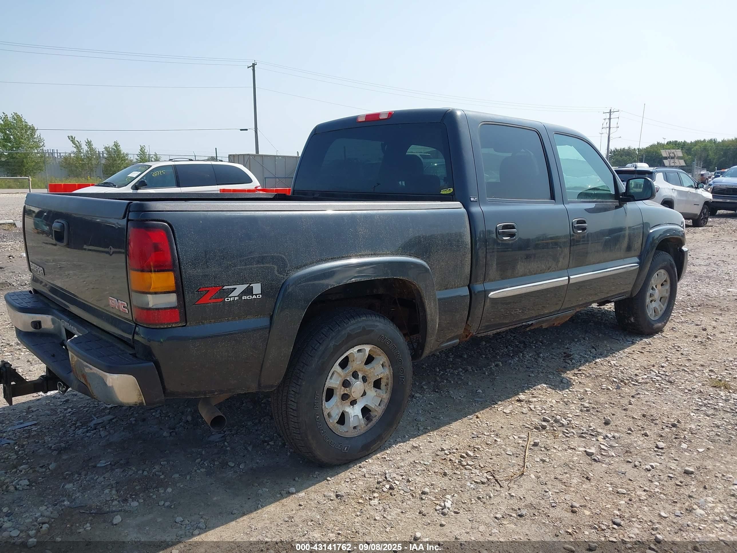 2005 Gmc New Sierra K1500 Черный vin: 2GTEK13T651343578