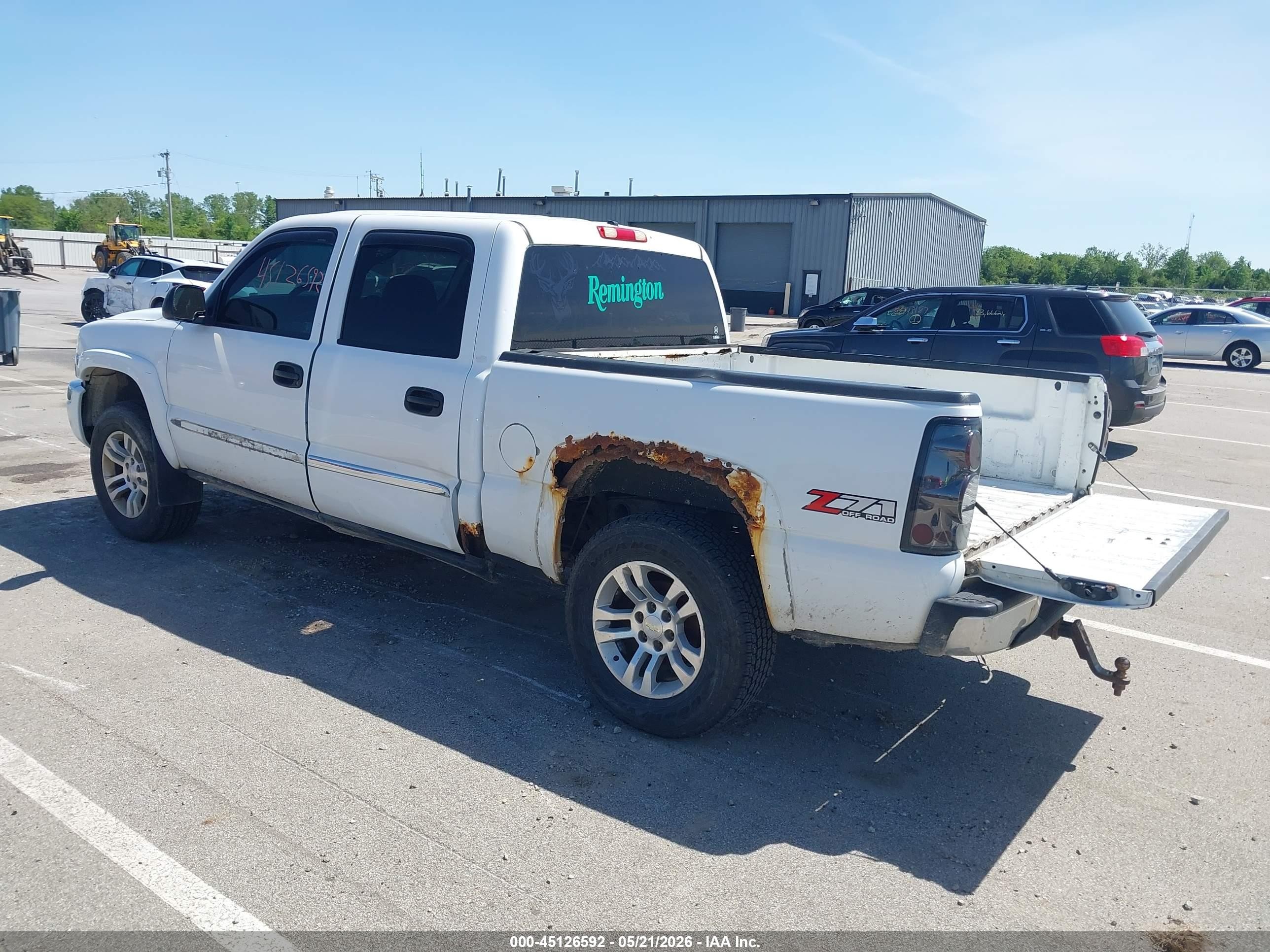 2005 Gmc Sierra 1500 Sle White vin: 2GTEK13T751215785