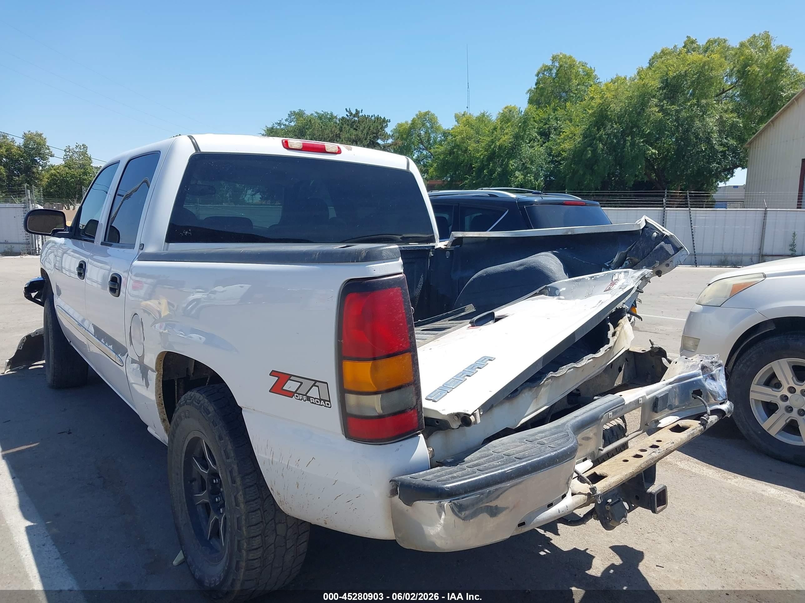 2005 Gmc Sierra 1500 Sle White vin: 2GTEK13T751242954