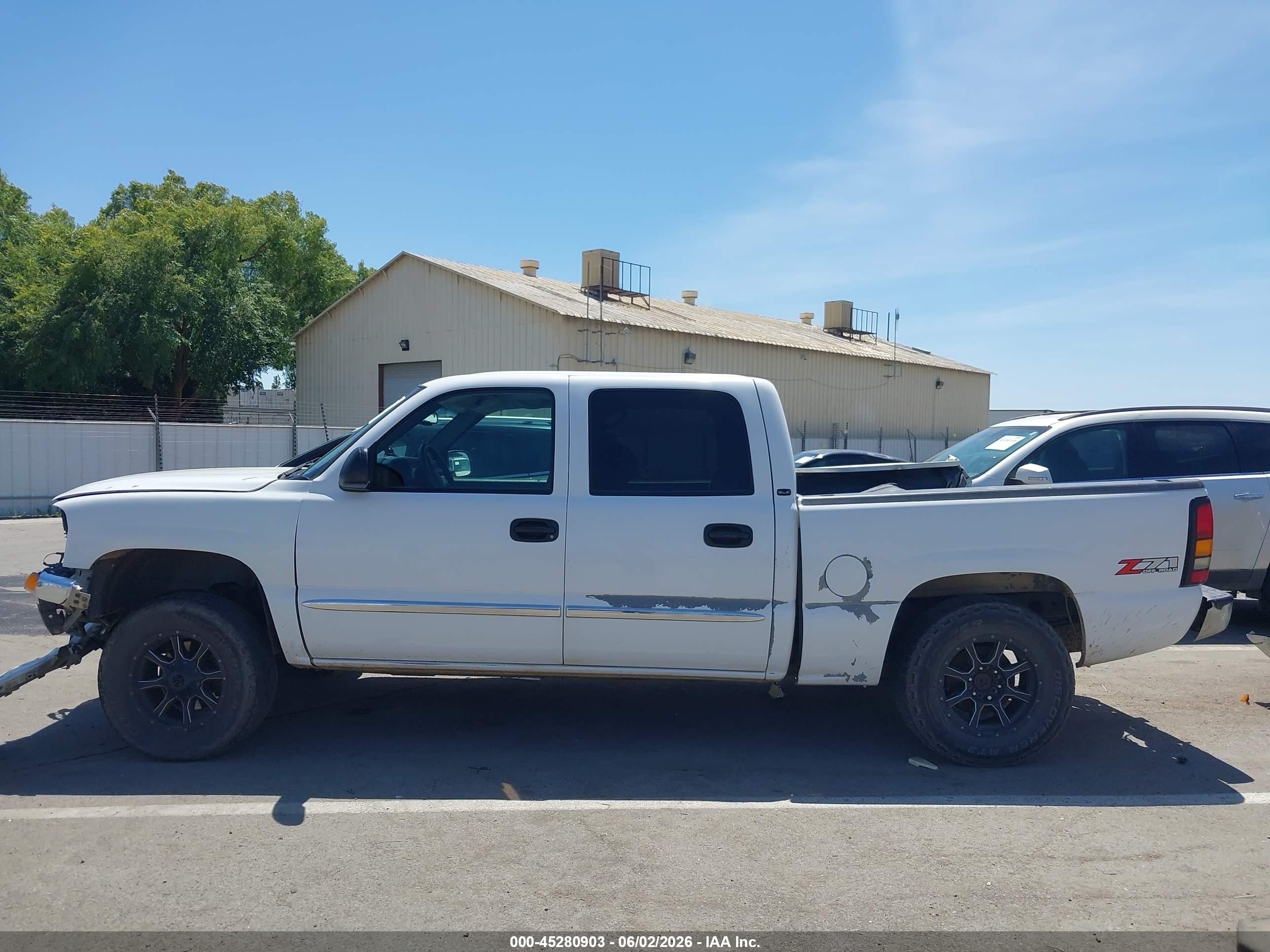 2005 Gmc Sierra 1500 Sle White vin: 2GTEK13T751242954