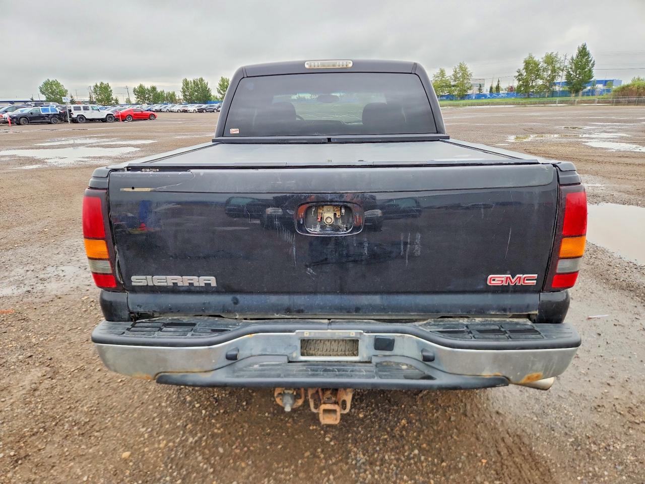 2006 Gmc New Sierra K1500 Black vin: 2GTEK13T761330601