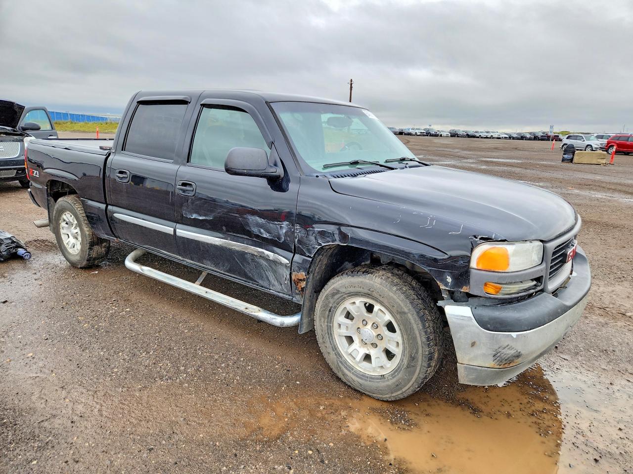 2006 Gmc New Sierra K1500 Black vin: 2GTEK13T761330601
