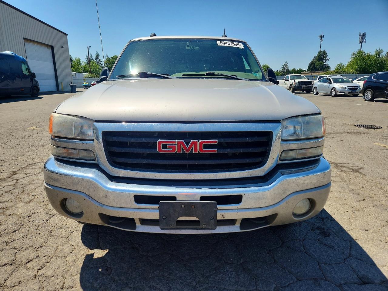2004 Gmc New Sierra K1500 Gold vin: 2GTEK13T841344391