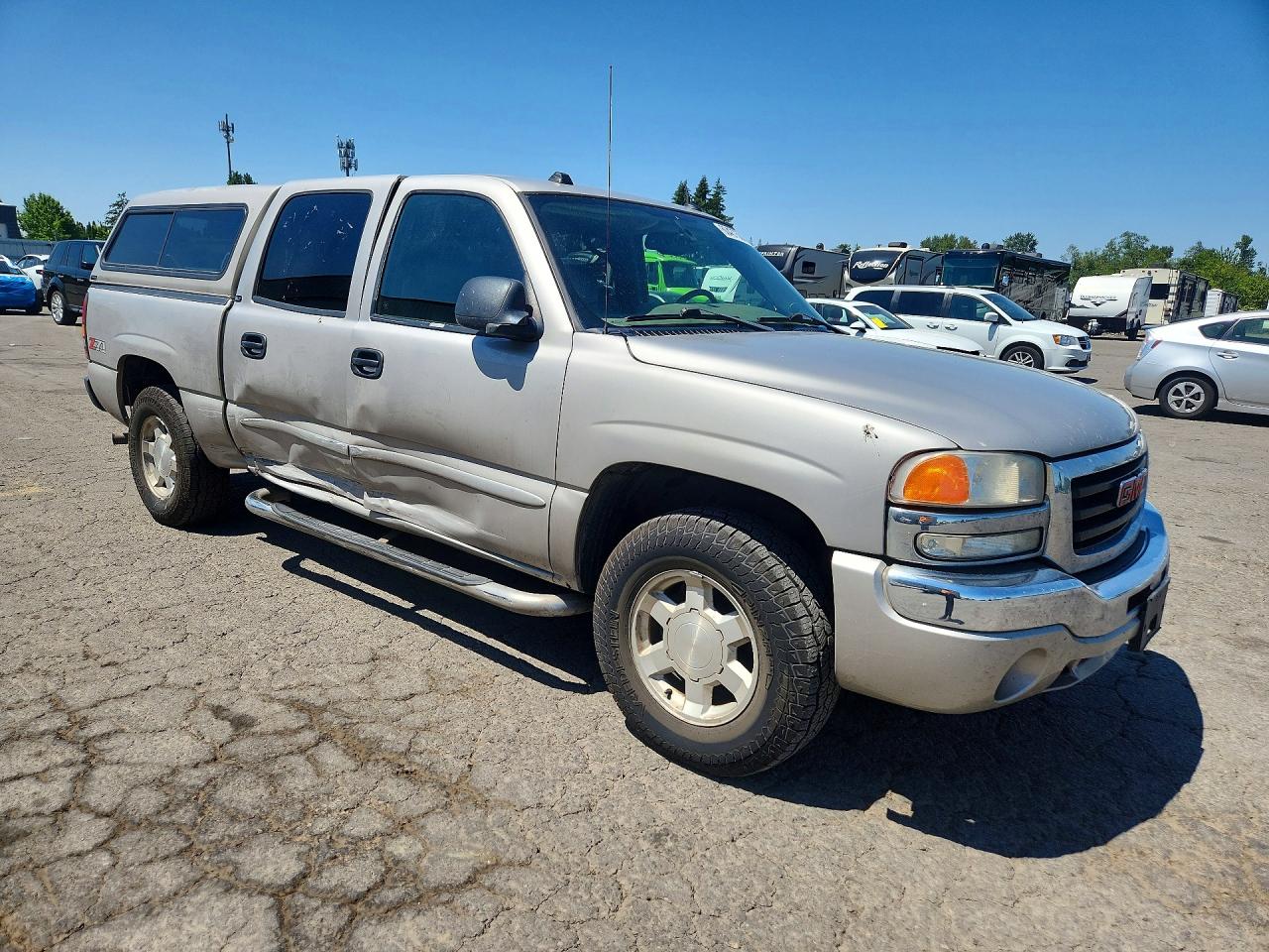 2004 Gmc New Sierra K1500 Gold vin: 2GTEK13T841344391