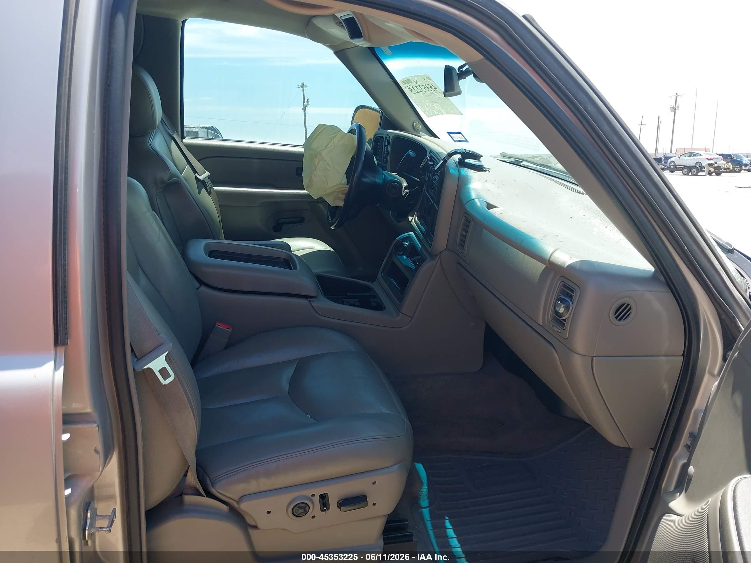 2005 Gmc Sierra 1500 Slt Серебряный vin: 2GTEK13T851114691