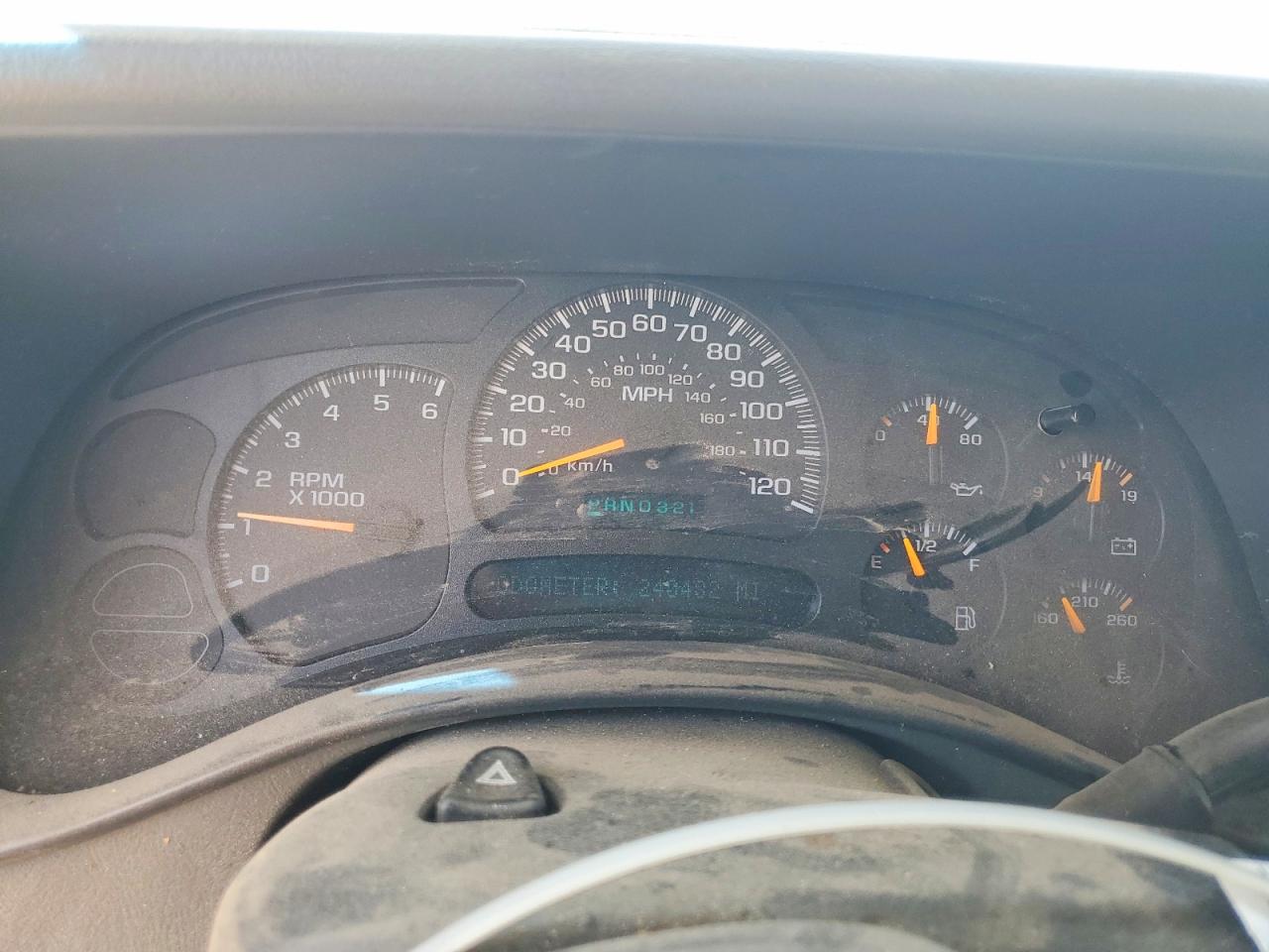 2005 Gmc New Sierra K1500 White vin: 2GTEK13T851139476