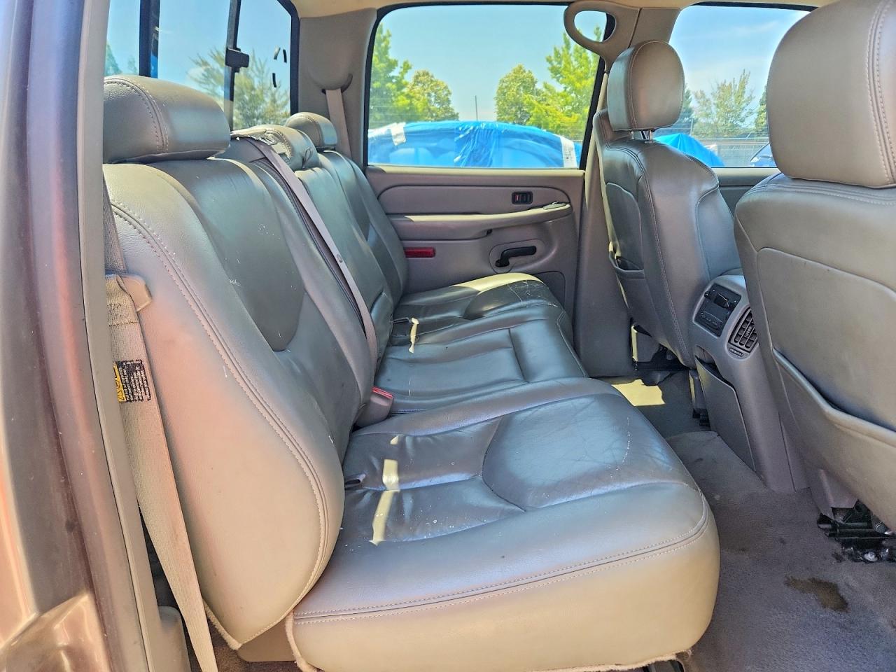 2006 Gmc New Sierra K1500 Silver vin: 2GTEK13T861169577