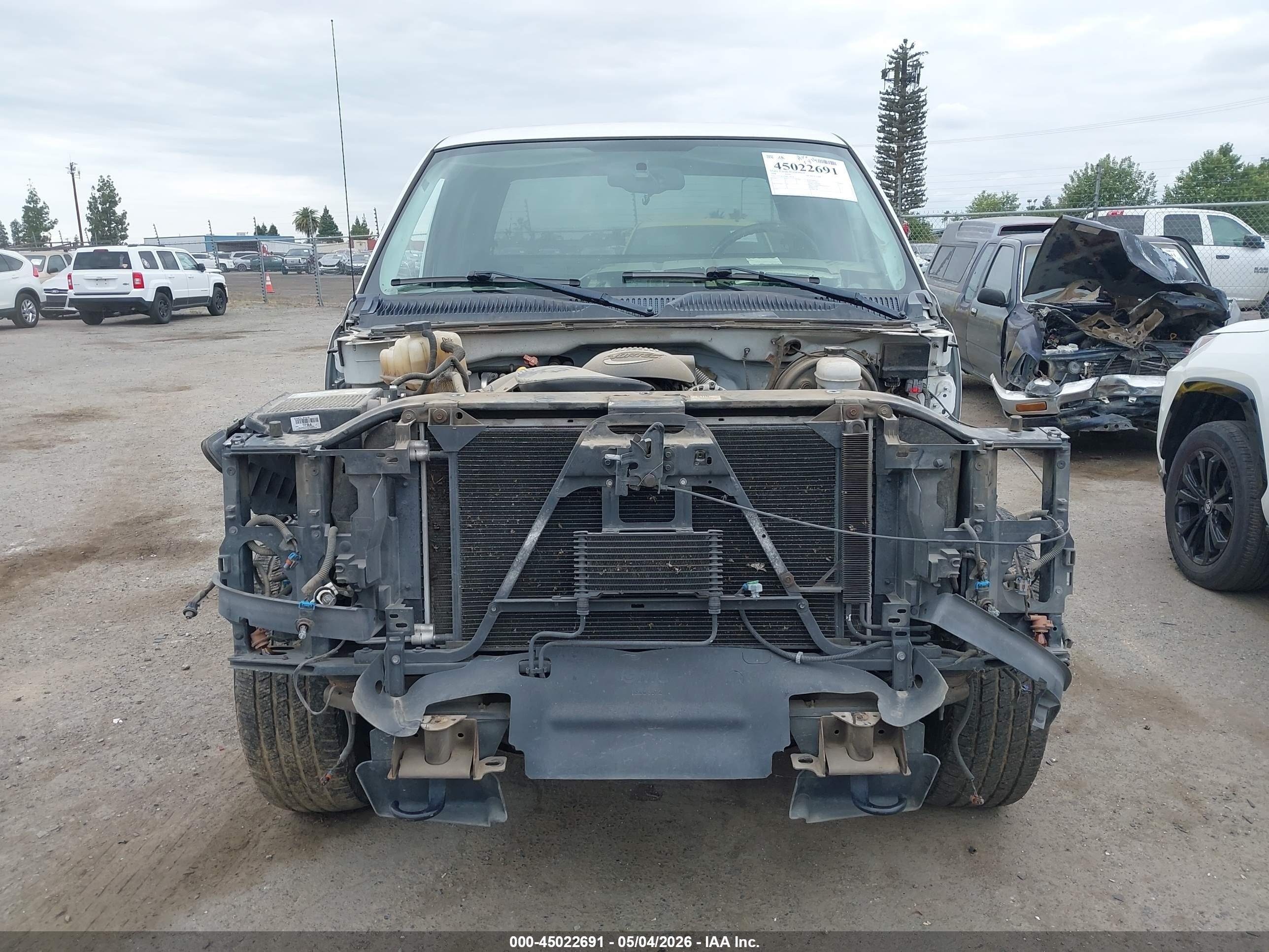 2006 Gmc Sierra 1500 Sle1 Белый vin: 2GTEK13T861216736