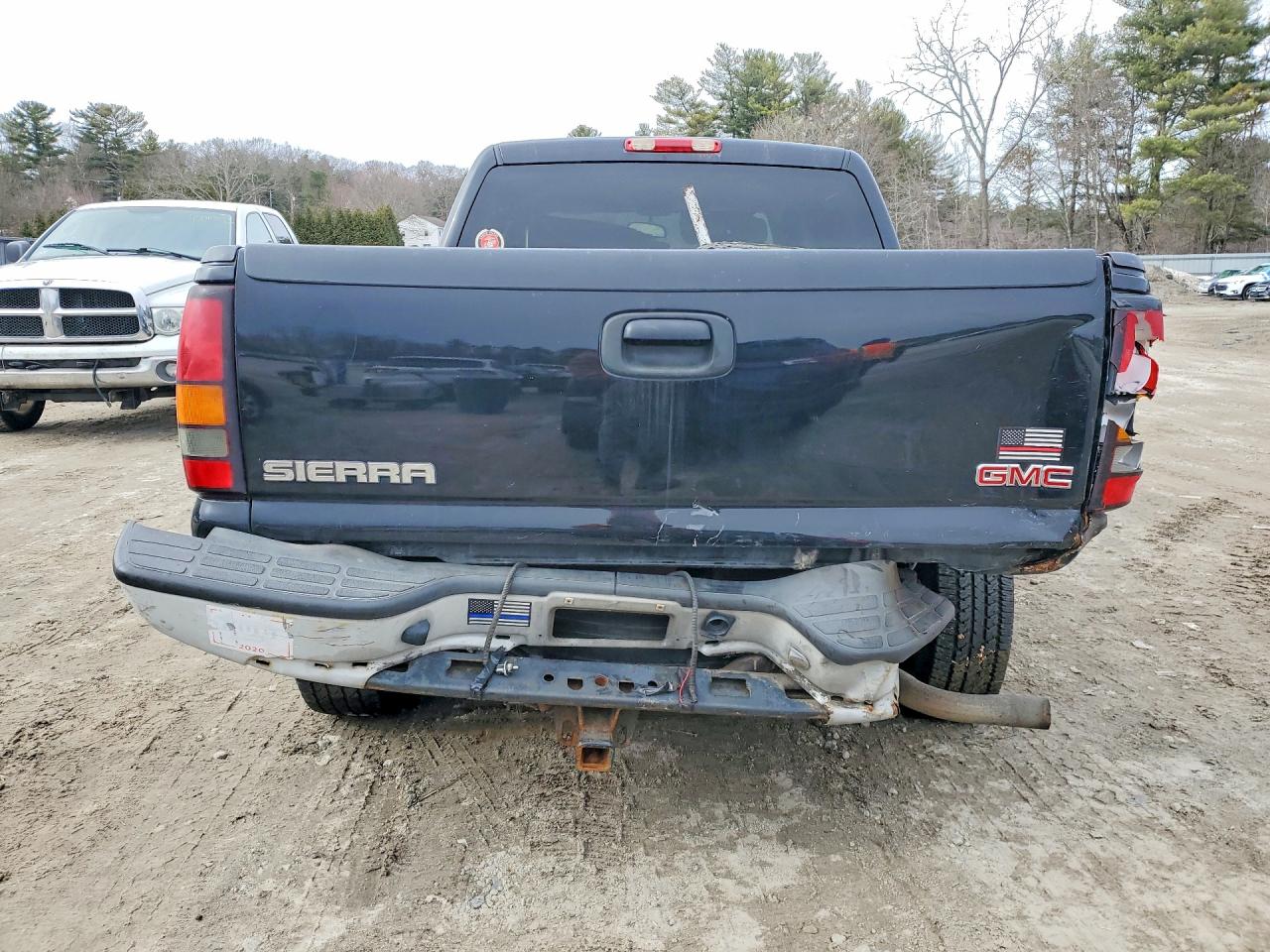 2006 Gmc New Sierra Black vin: 2GTEK13V361273024