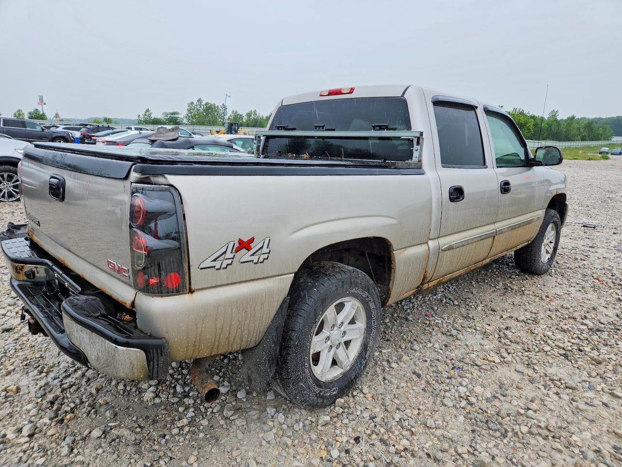 2006 Gmc New Sierra K1500 Silver vin: 2GTEK13V361289207