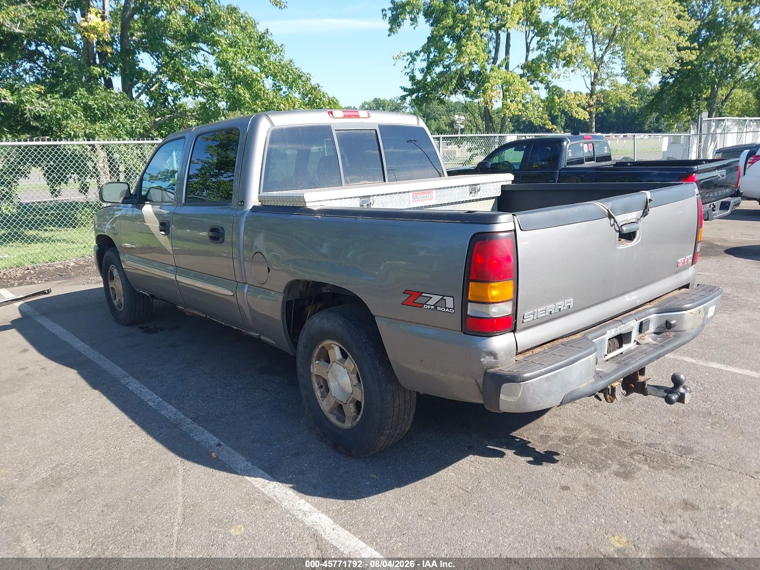 2006 Gmc New Sierra K1500 Silver vin: 2GTEK13Z361339851