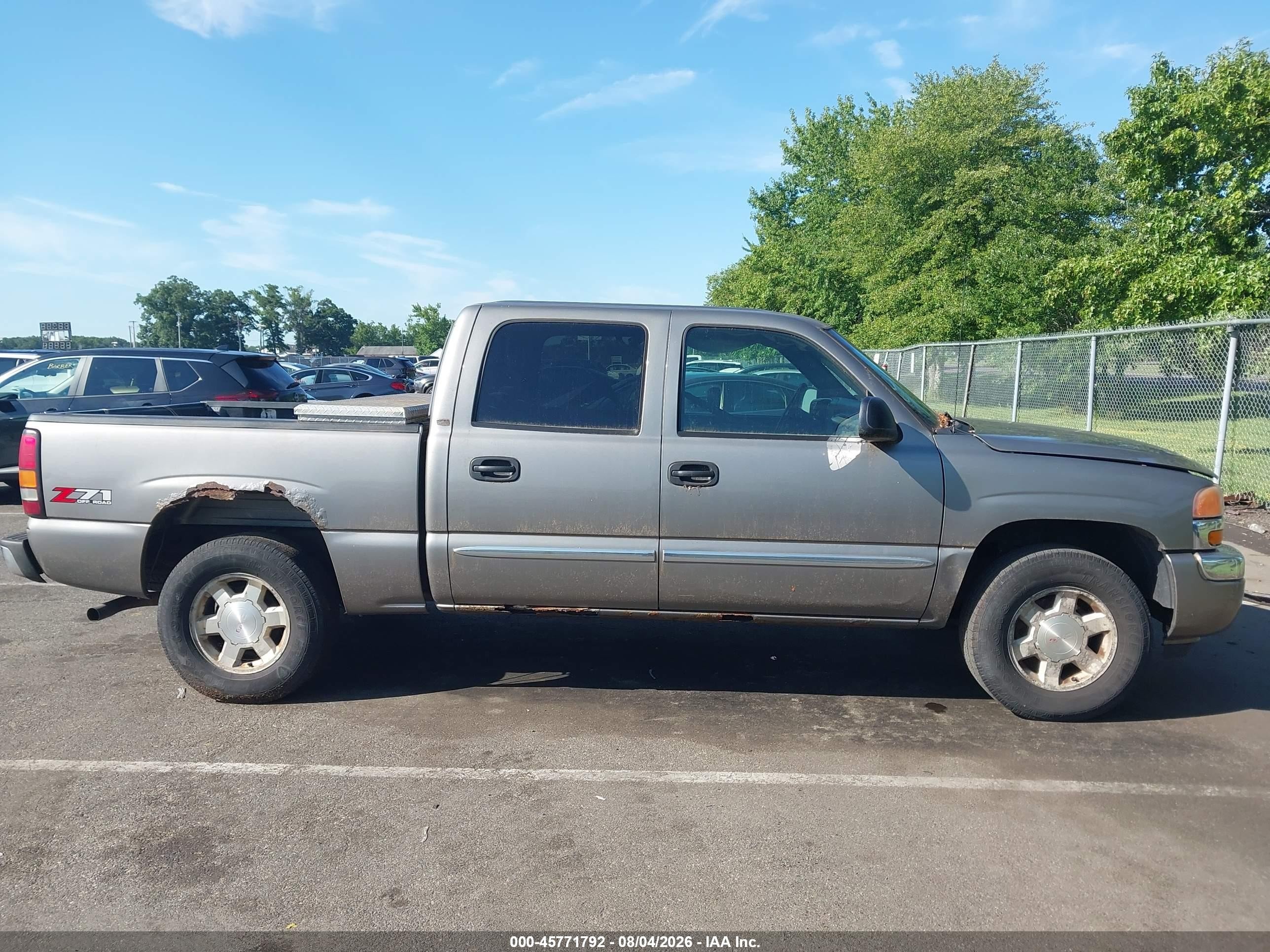2006 Gmc New Sierra K1500 Silver vin: 2GTEK13Z361339851