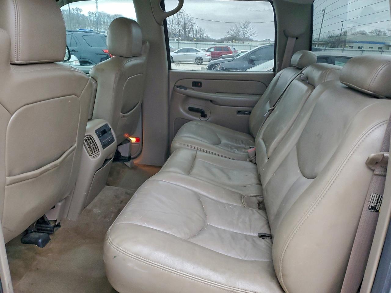 2006 Gmc New Sierra K1500 White vin: 2GTEK13Z861269747