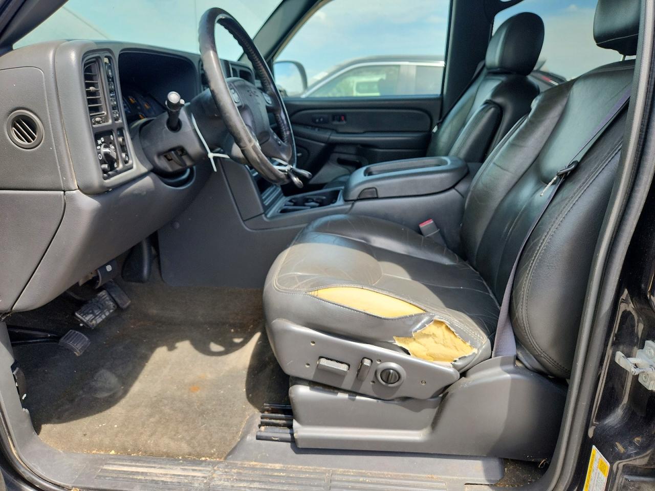 2006 Gmc New Sierra K1500 Black vin: 2GTEK13Z861272244