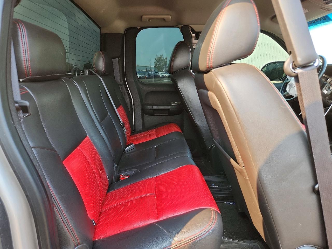 2008 Gmc Sierra K1500 Silver vin: 2GTEK190181191310