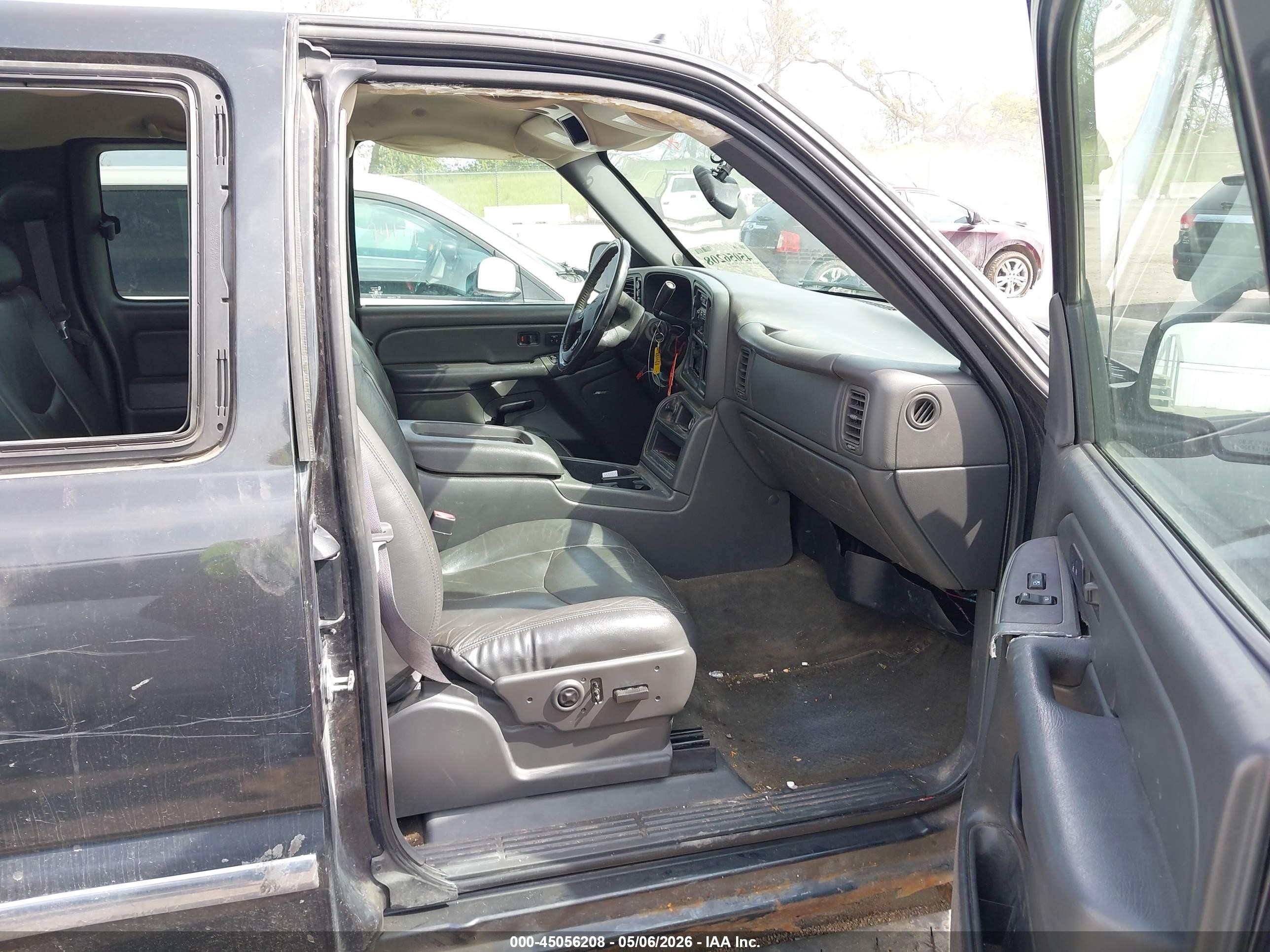 2005 Gmc Sierra 1500 Slt Черный vin: 2GTEK19B951254795