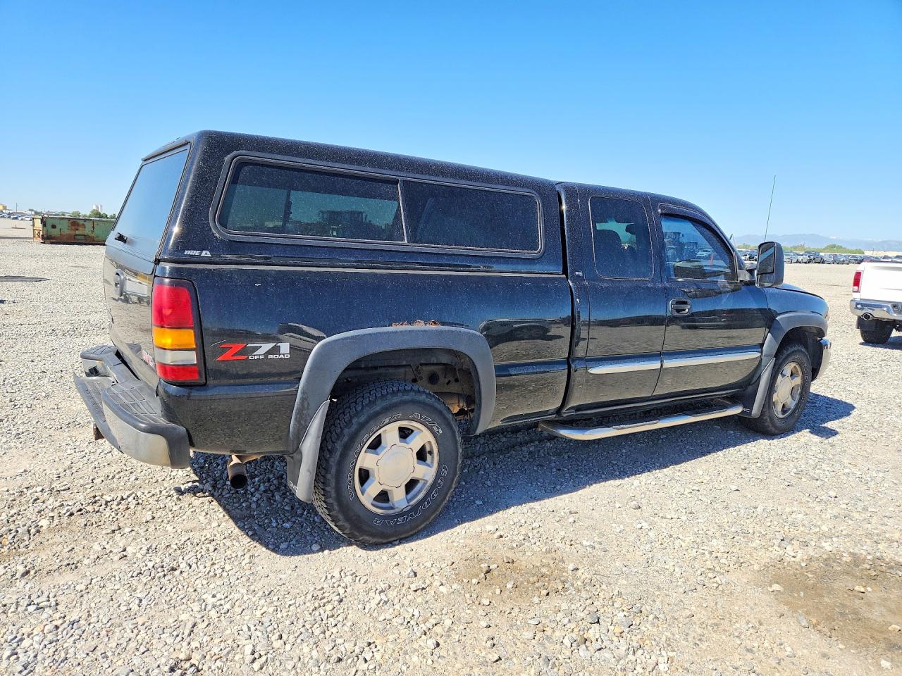 2006 Gmc New Sierra K1500 Black vin: 2GTEK19B961303253