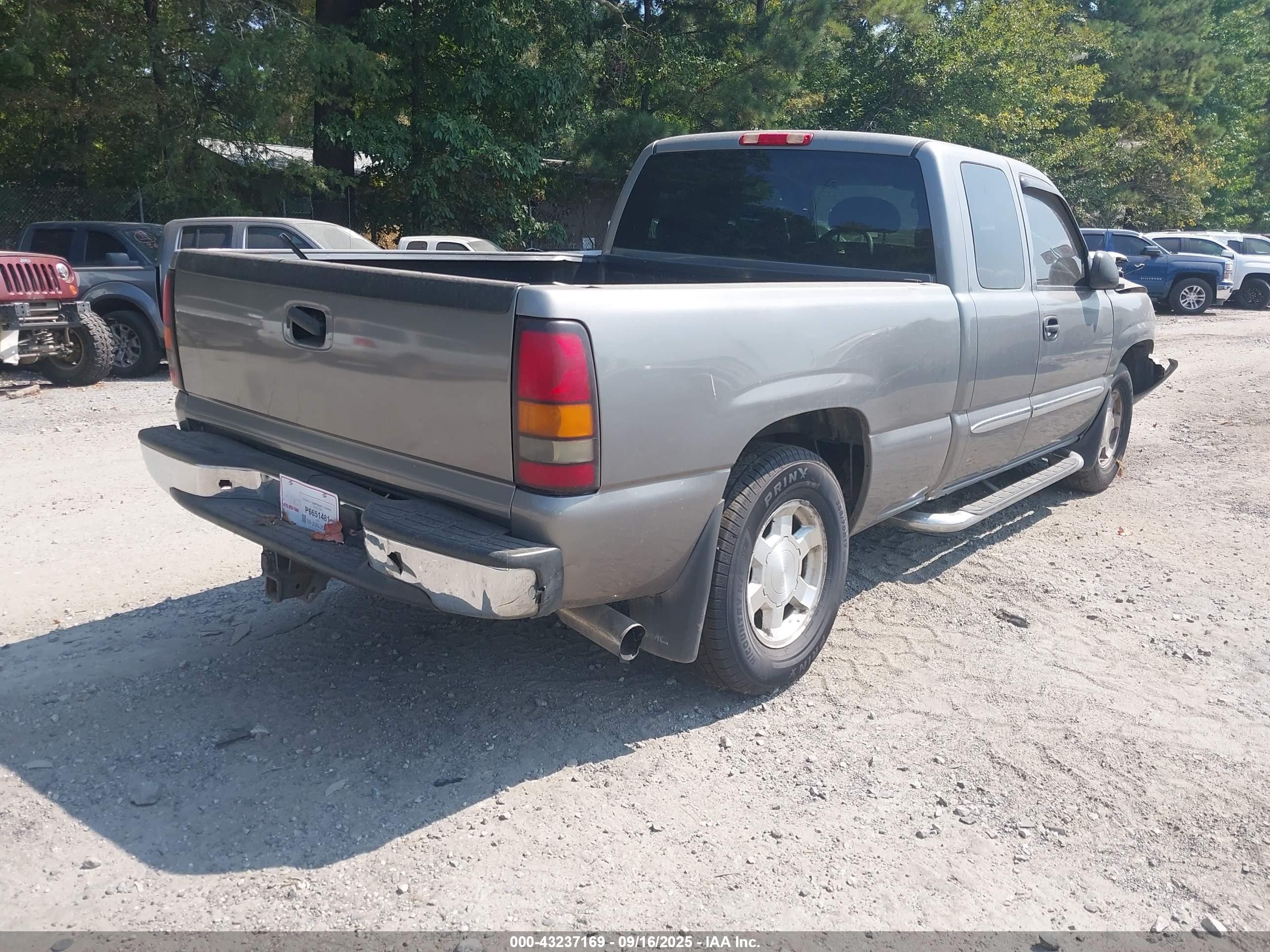 2007 Gmc Sierra 1500 Classic Sle1 Gray vin: 2GTEK19BX71100499