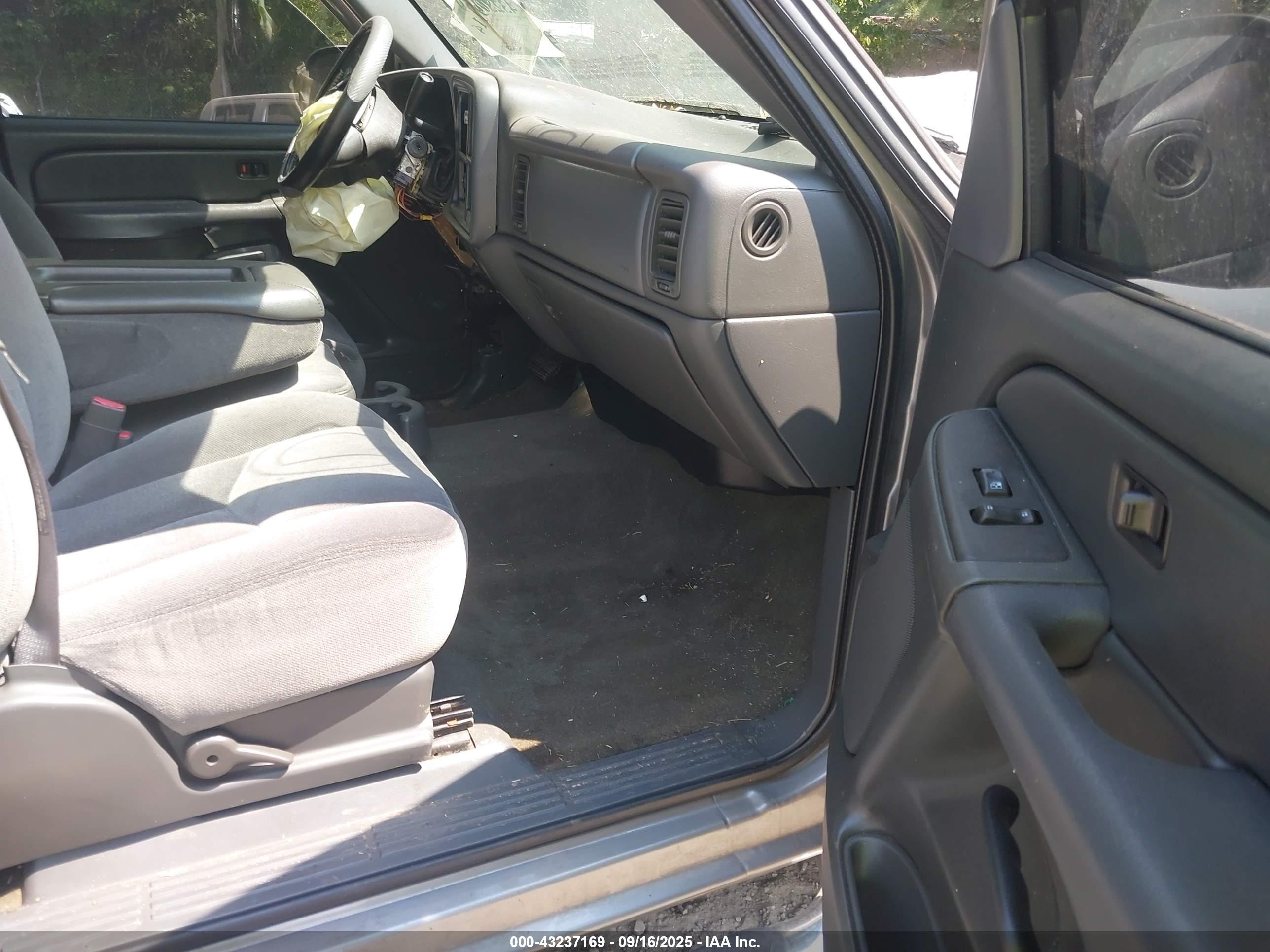 2007 Gmc Sierra 1500 Classic Sle1 Gray vin: 2GTEK19BX71100499