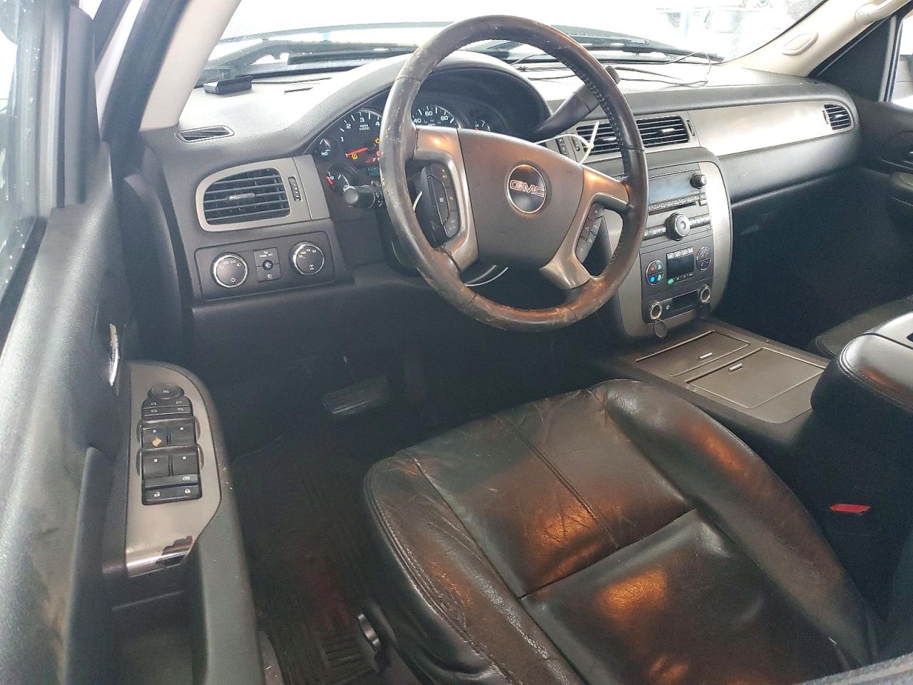 2008 Gmc Sierra K1500 White vin: 2GTEK19J381232903