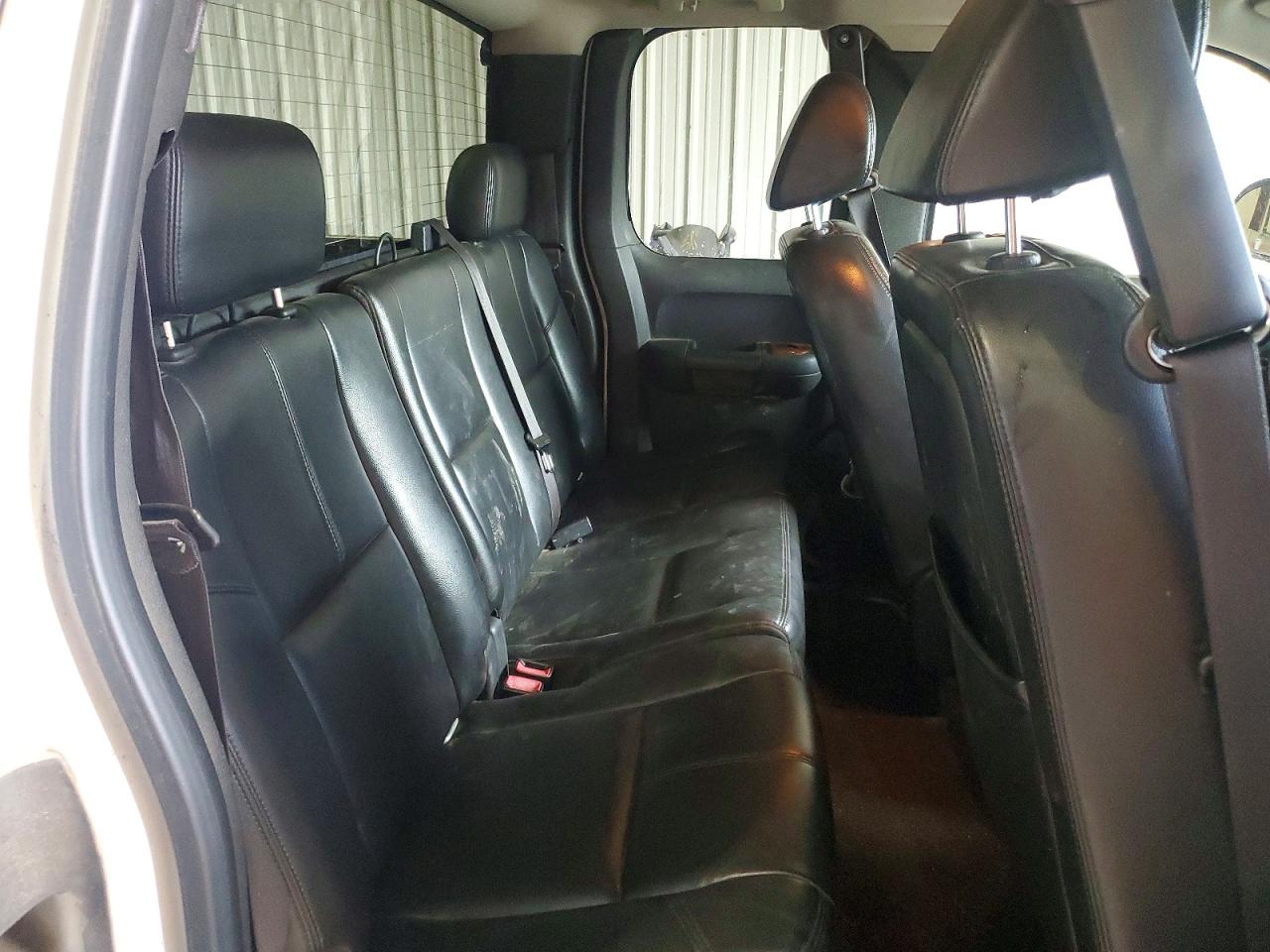 2007 Gmc New Sierra K1500 White vin: 2GTEK19J471593703