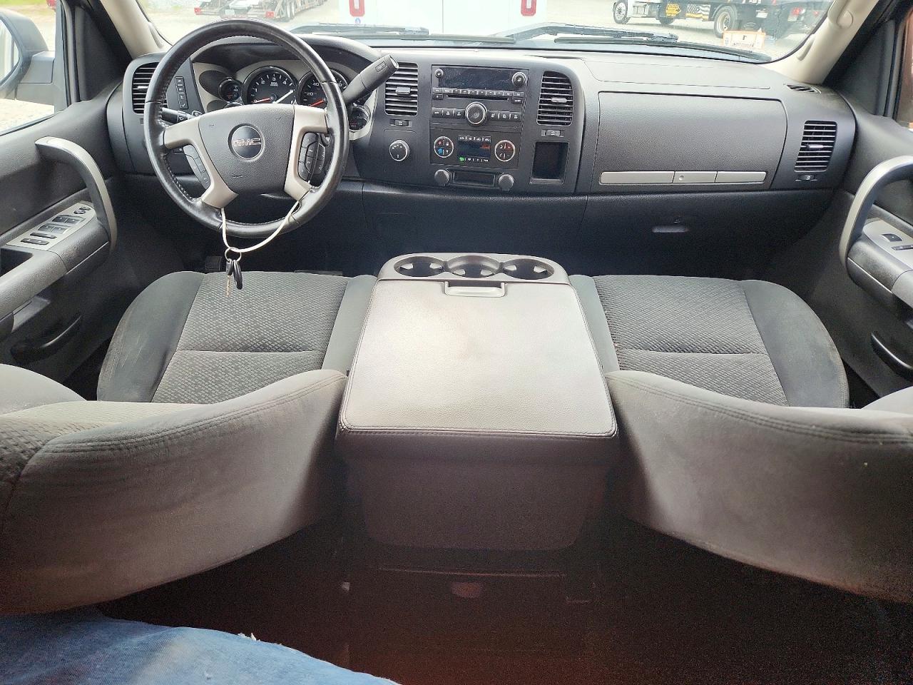 2008 Gmc Sierra K1500 Silver vin: 2GTEK19J481283472