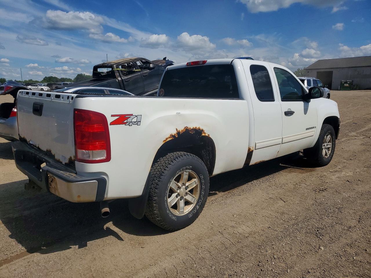 2007 Gmc New Sierra K1500 White vin: 2GTEK19J571602196
