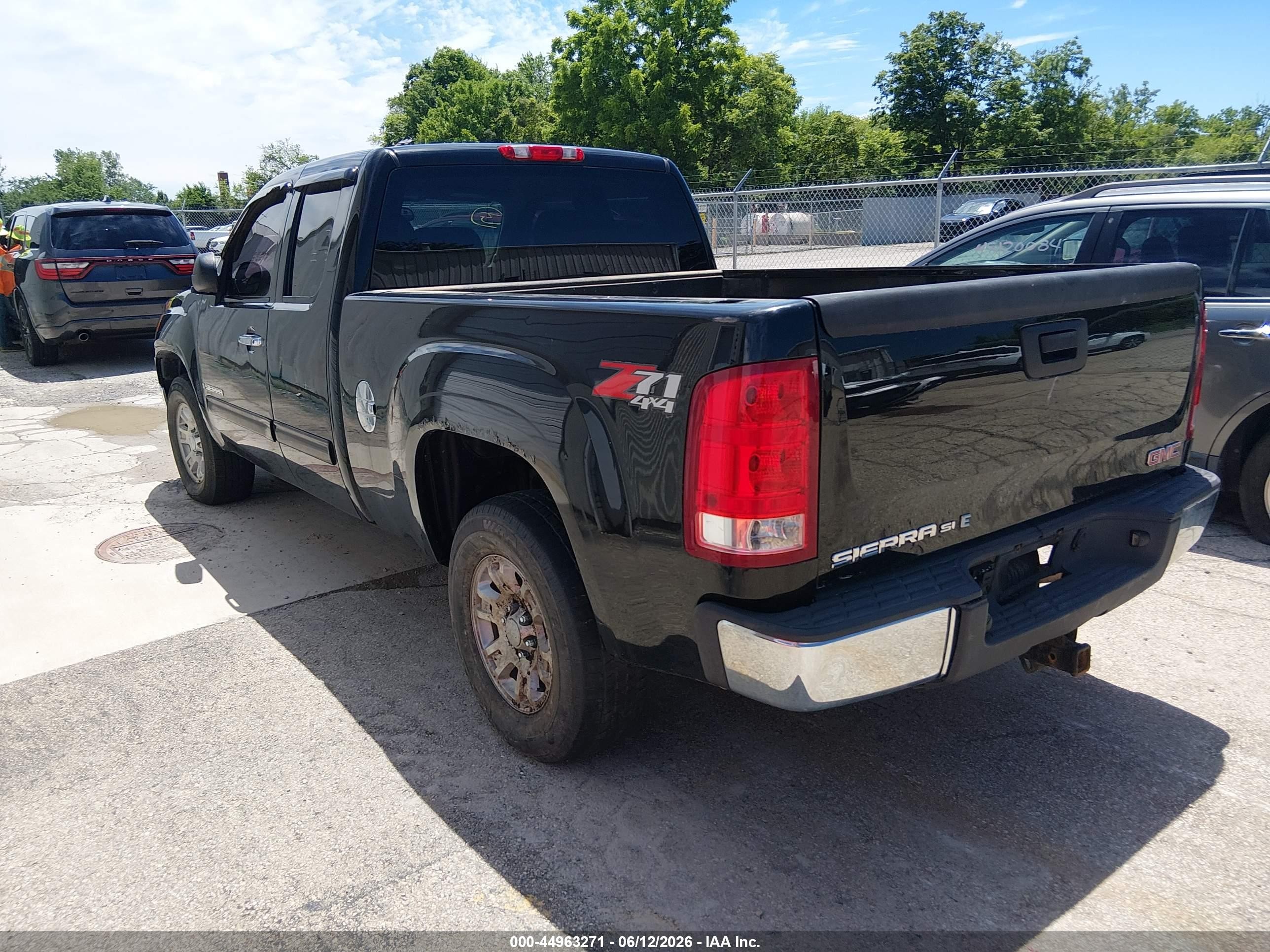 2007 Gmc Sierra 1500 Sle2 Black vin: 2GTEK19J771644028
