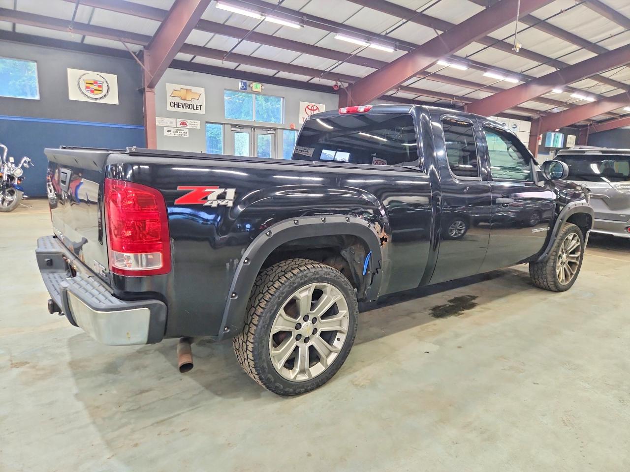 2008 Gmc Sierra K1500 Black vin: 2GTEK19JX81226581