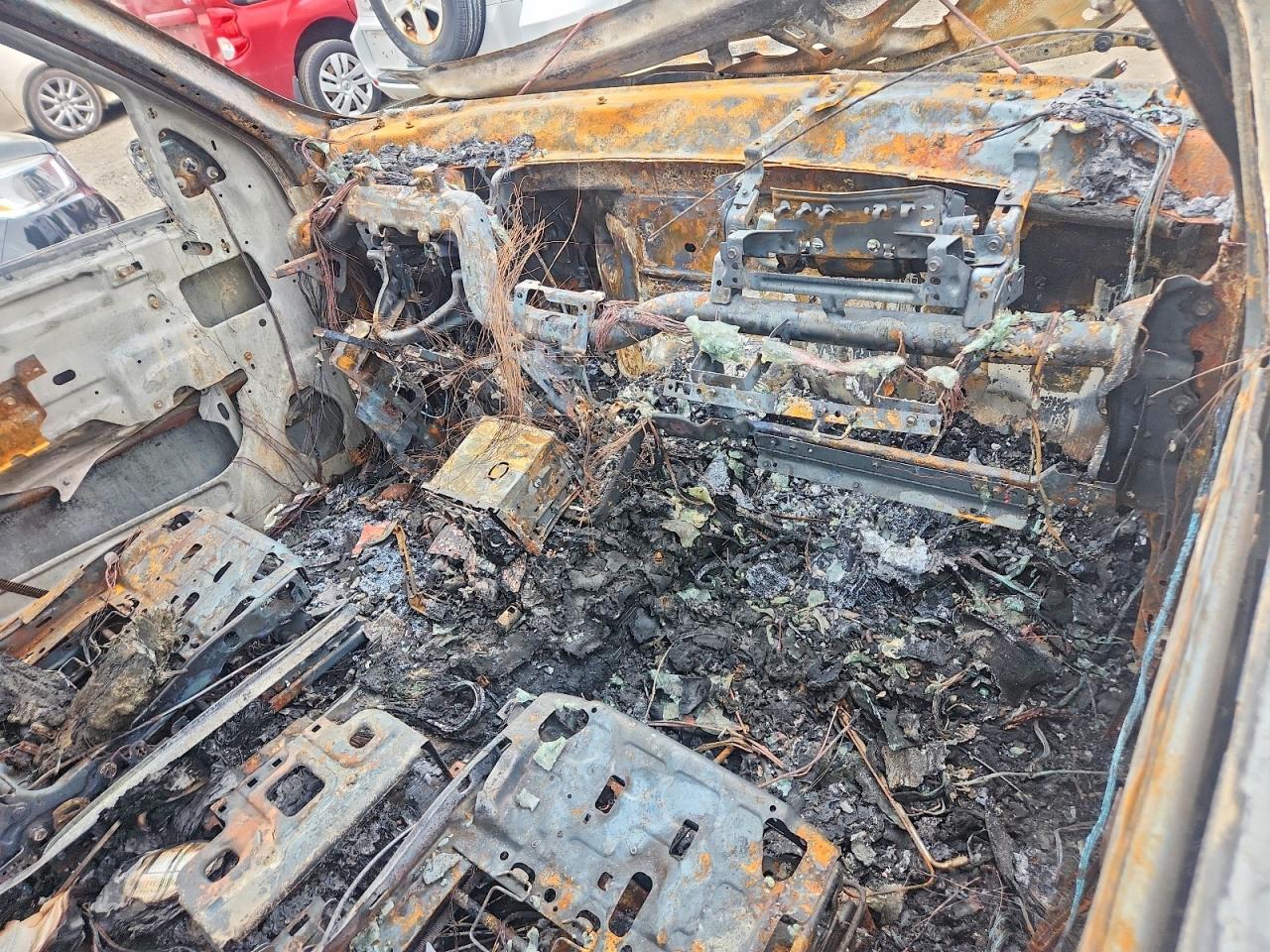 2008 Gmc Sierra K1500 Burn vin: 2GTEK19JX81288899