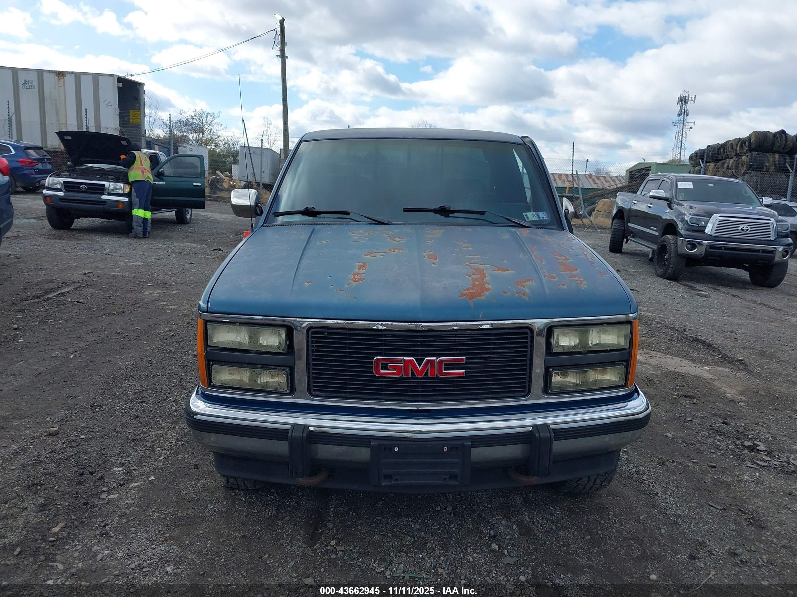 1992 Gmc Sierra K1500 Зеленый vin: 2GTEK19K0N1505736