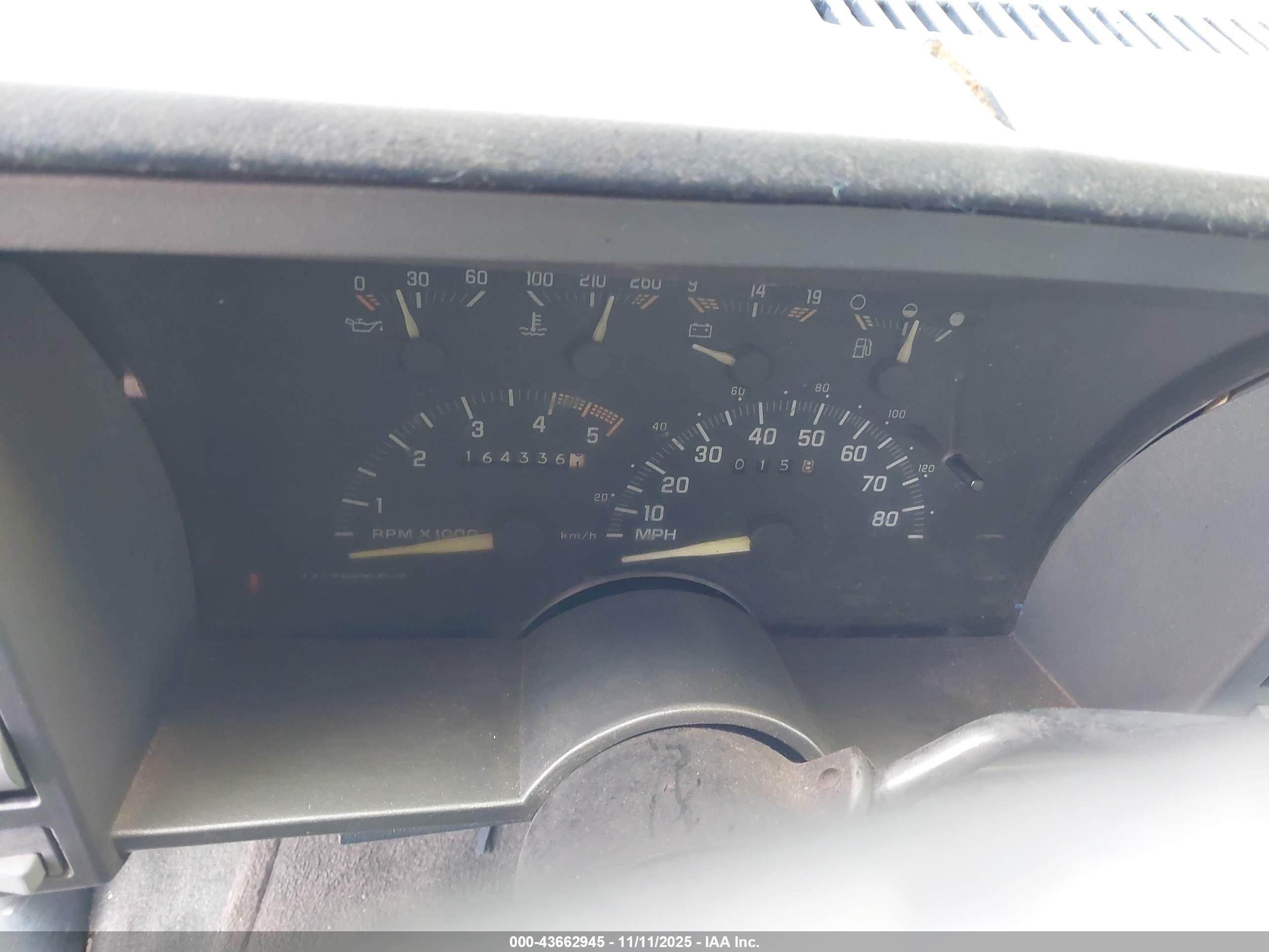 1992 Gmc Sierra K1500 Зеленый vin: 2GTEK19K0N1505736